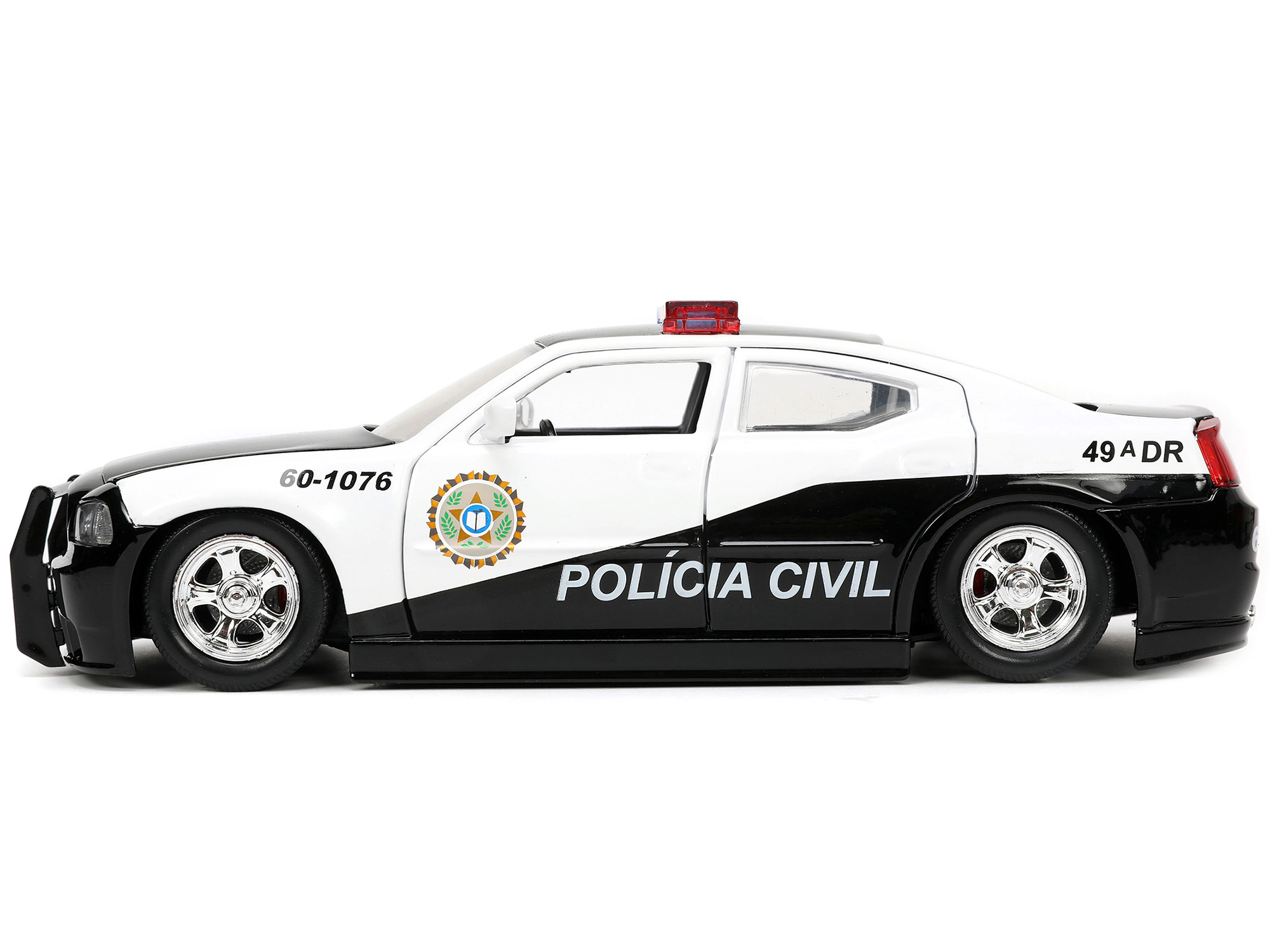 Jada 2006 Dodge Charger Police Black And White "Policia Civil" "Fast & Furious" Series 1/24 Diecast Model Car