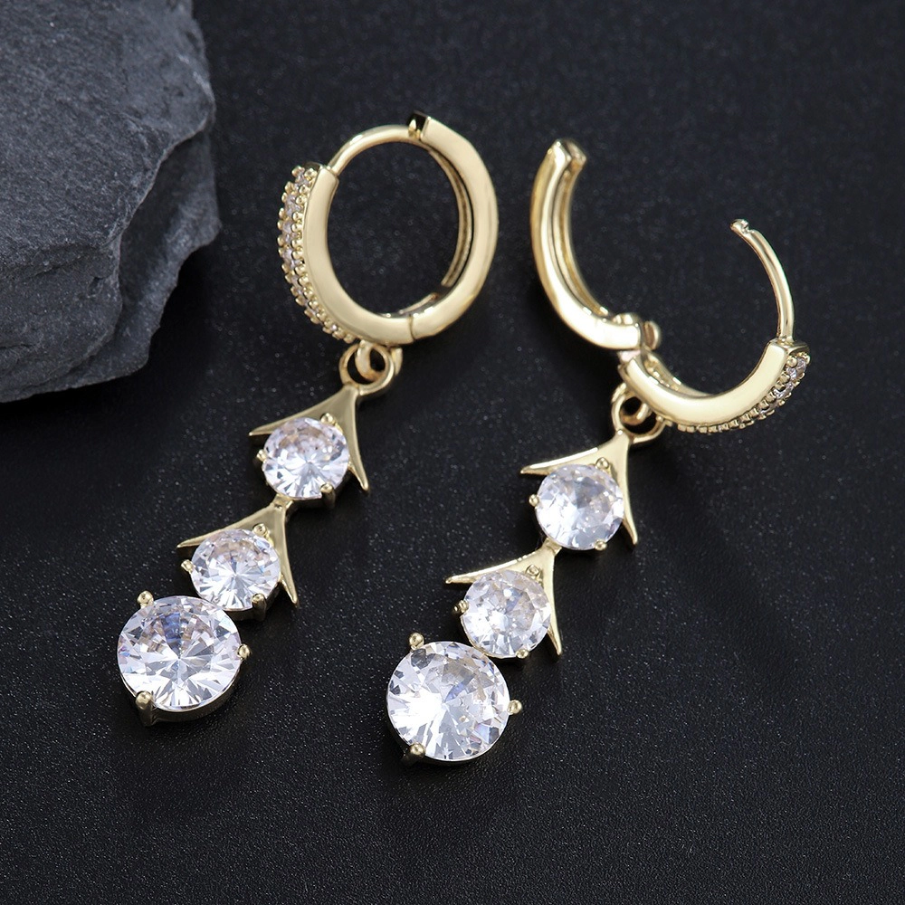 Gradient Round Cubic Zirconia Tassel Drop Huggie Earring