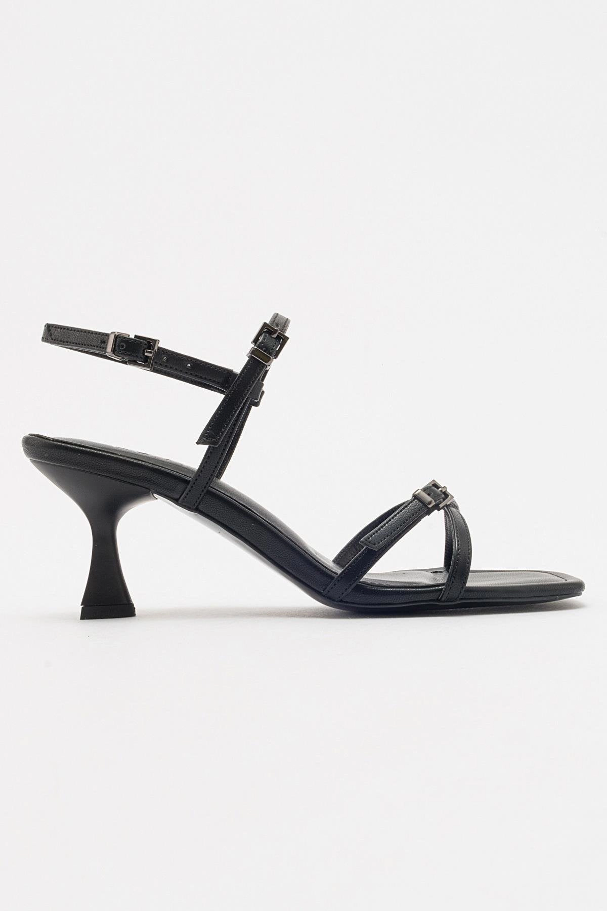 Prologue Shoes Womens Nebel Strappy Stiletto Sandal