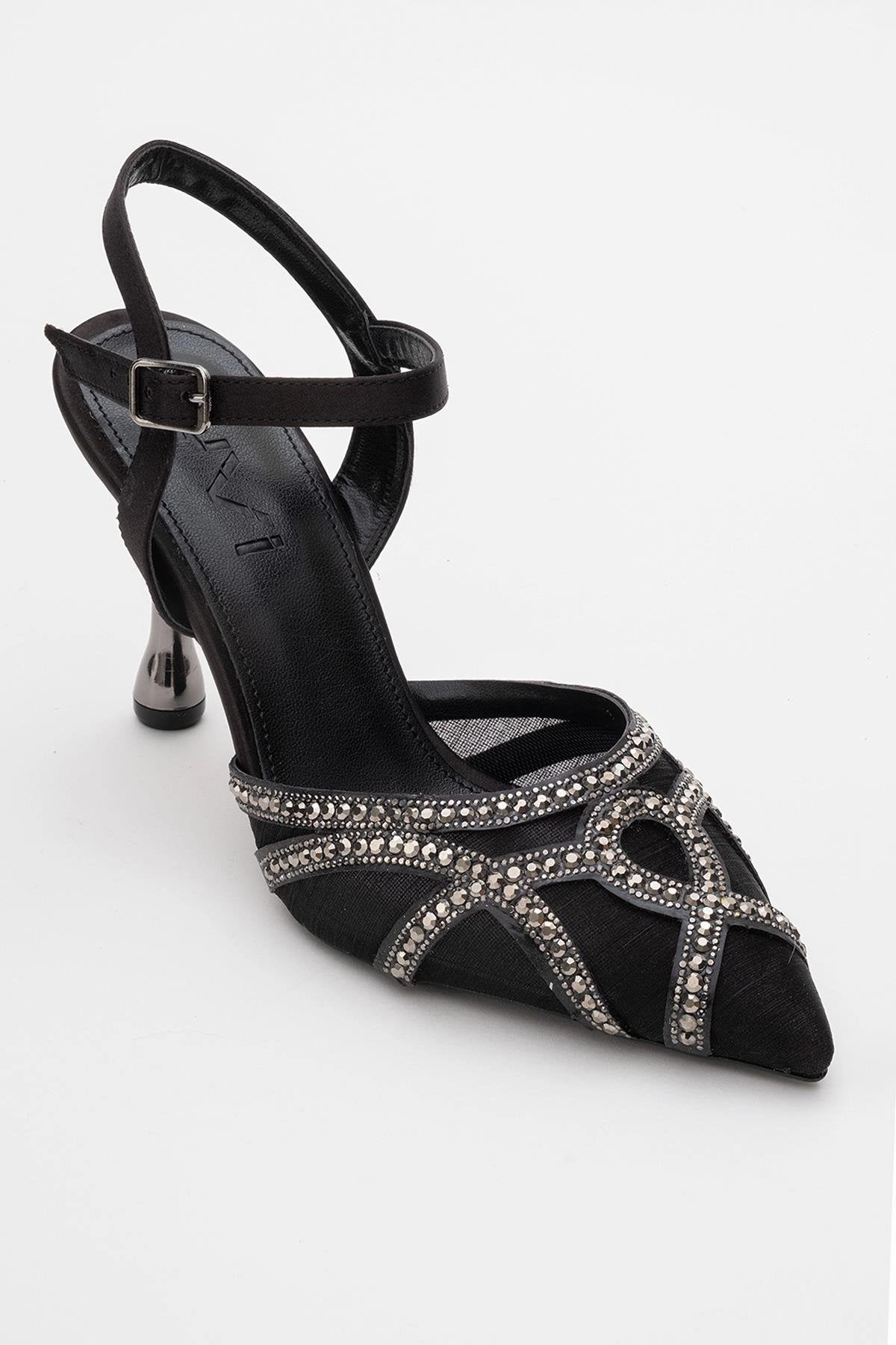 Prologue Shoes Womens Volby Embellished Pointed Toe Pump