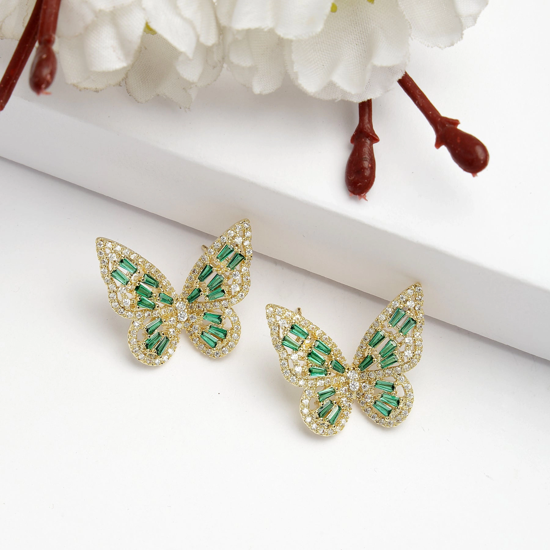 AGP PARIS Womens Diva Collection Butterfly Stud Earrings