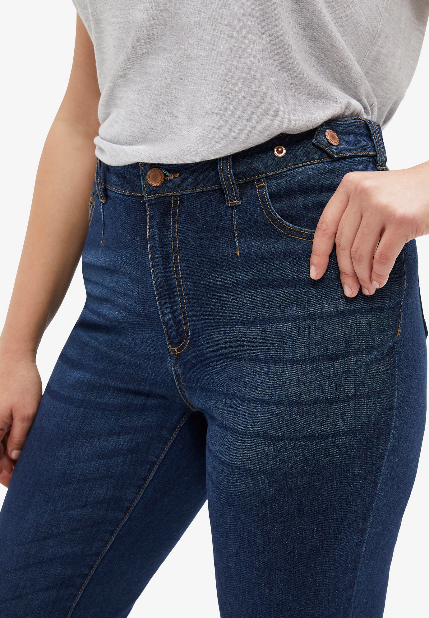 Ellos Plus Stretch Mid-rise Adjustable Waist Straight Jean
