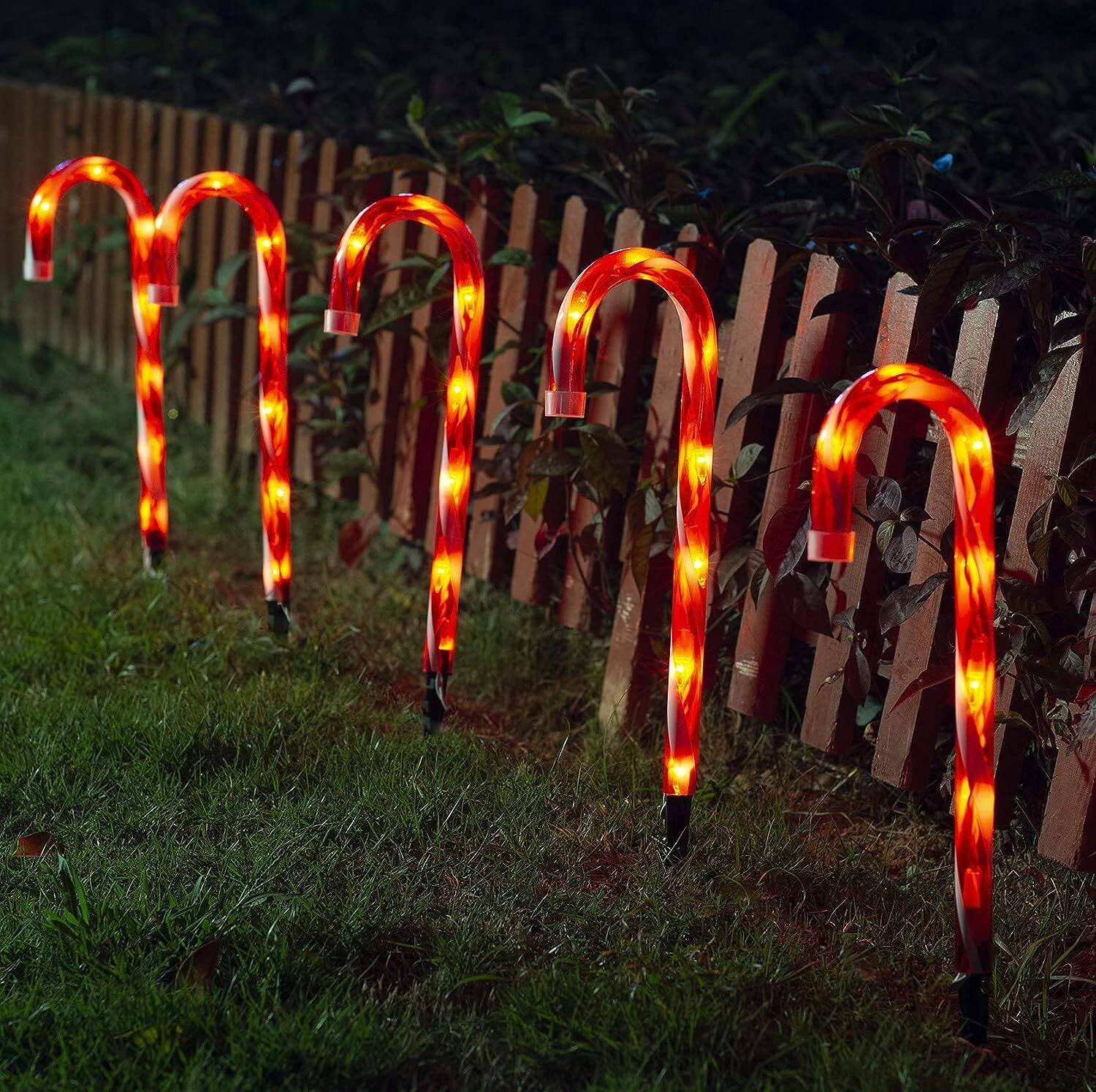 Perfect Holiday Candy Cane Outdoor Landscape Lights Battery Operated, 5 Pack, Christmas Lights, Holiday Decor
