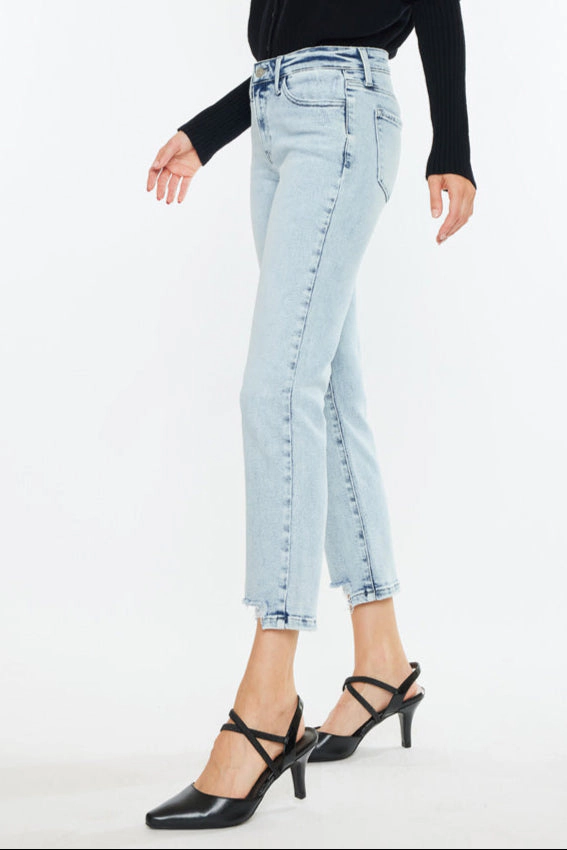 KanCan Women's Essentials Mid Rise Crop Straight Jeans Pam