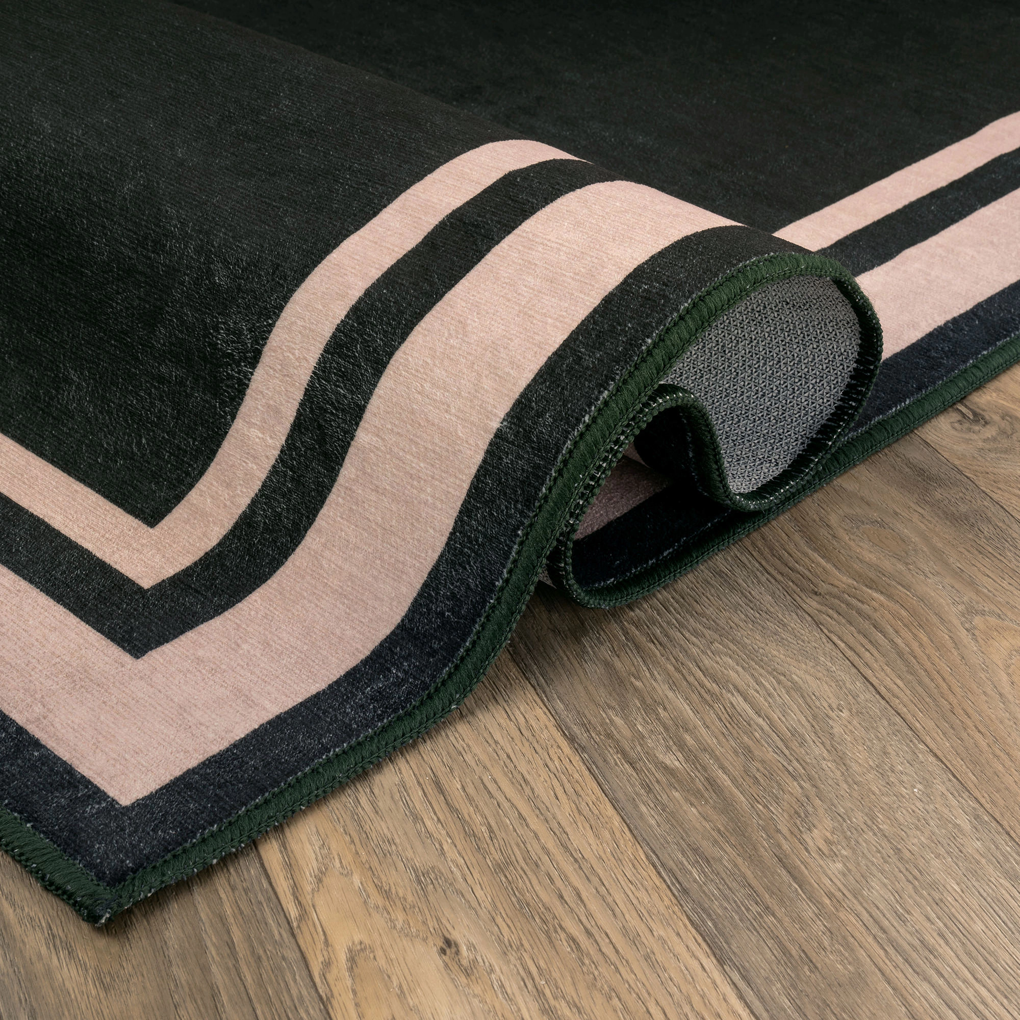 World Rug Gallery Framed Border Machine Washable Indoor Area Rug