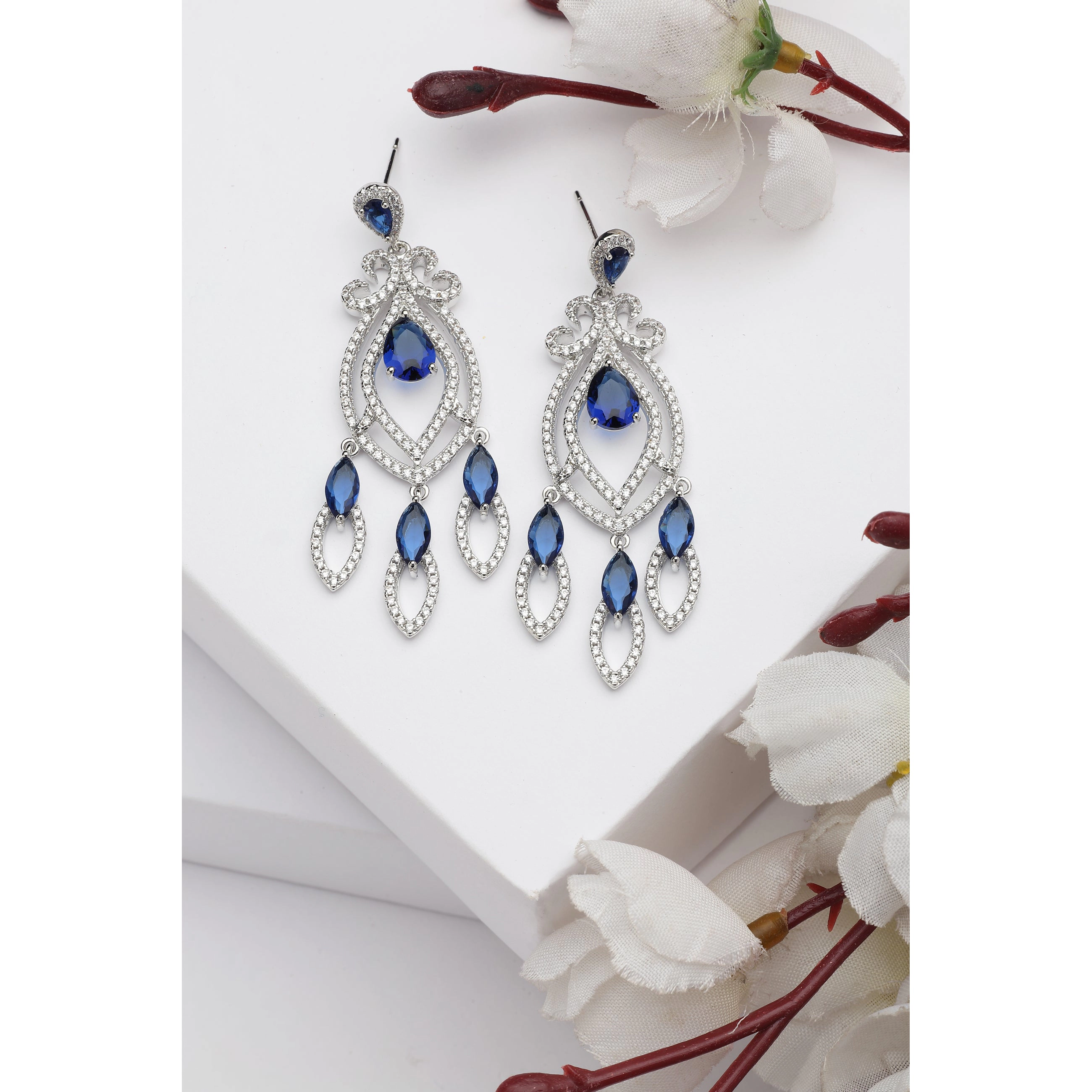 AGP PARIS Womens Diva Classy Drop Earrings