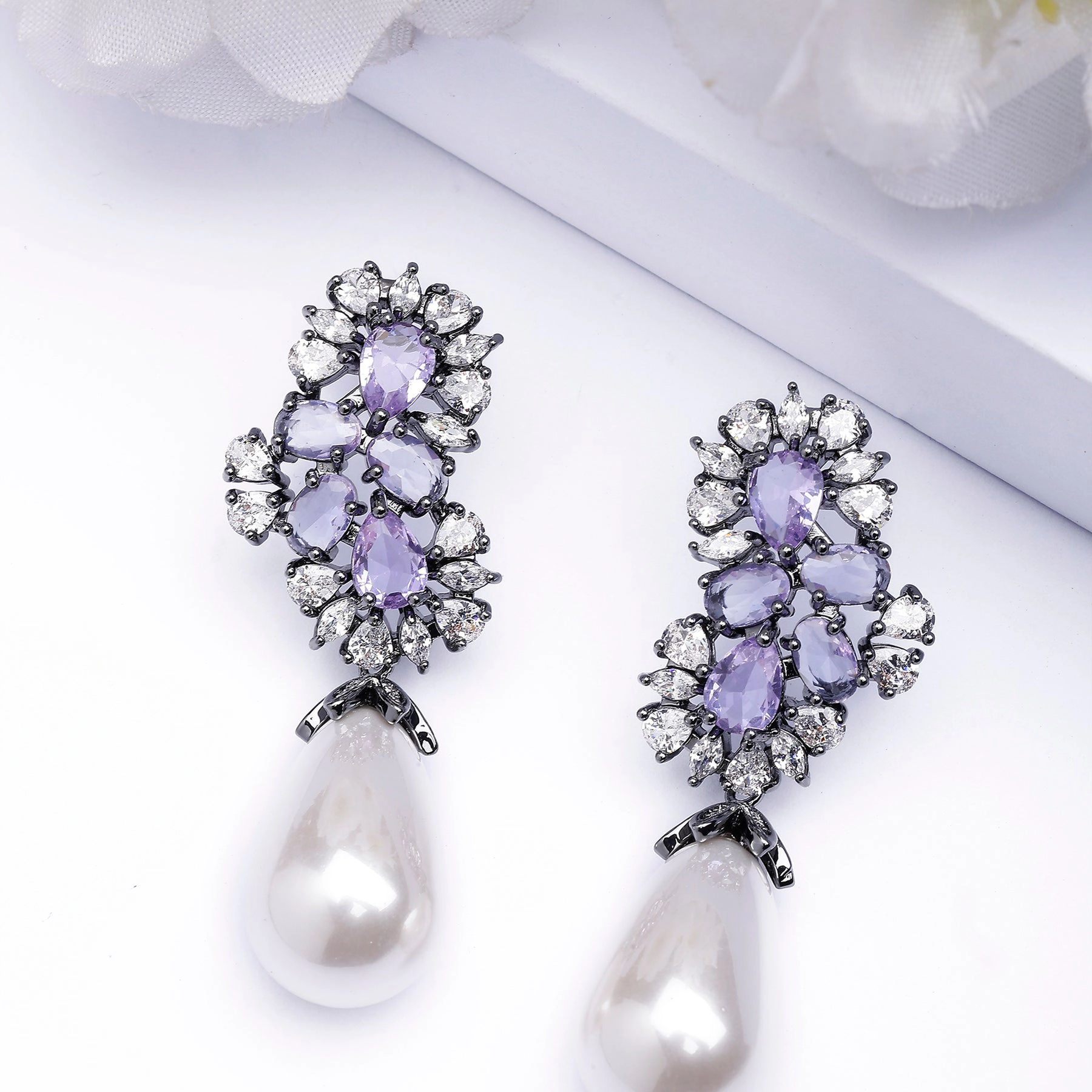 AGP PARIS Womens Elegant Purple Pearl Drop Earrings