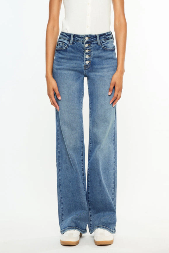 KanCan Women's Essentials High Rise Comfort 90's Flare Jeans Darlene