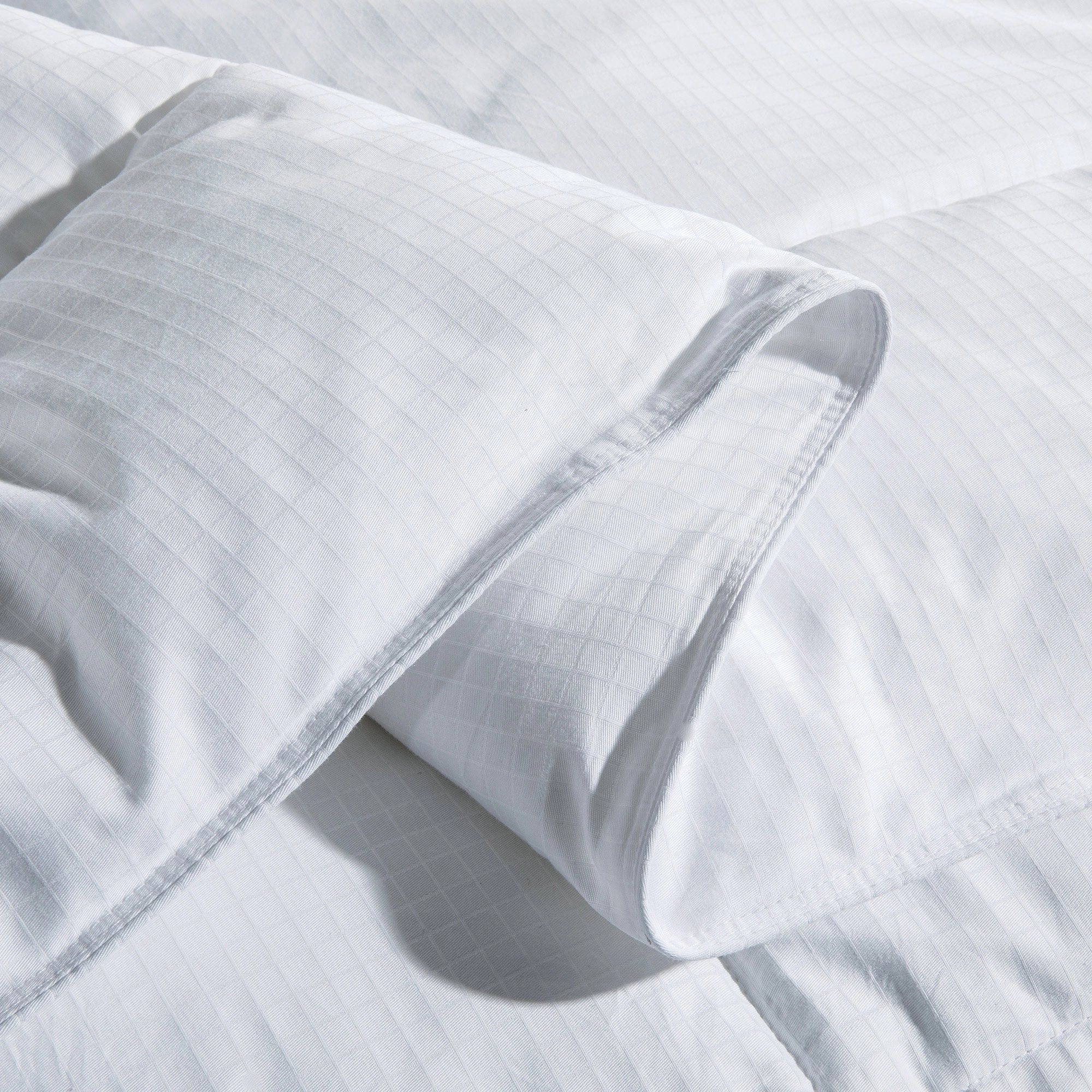PEACENEST Textured Jacquard Comforter Year Round Down Alternative Duvet Insert