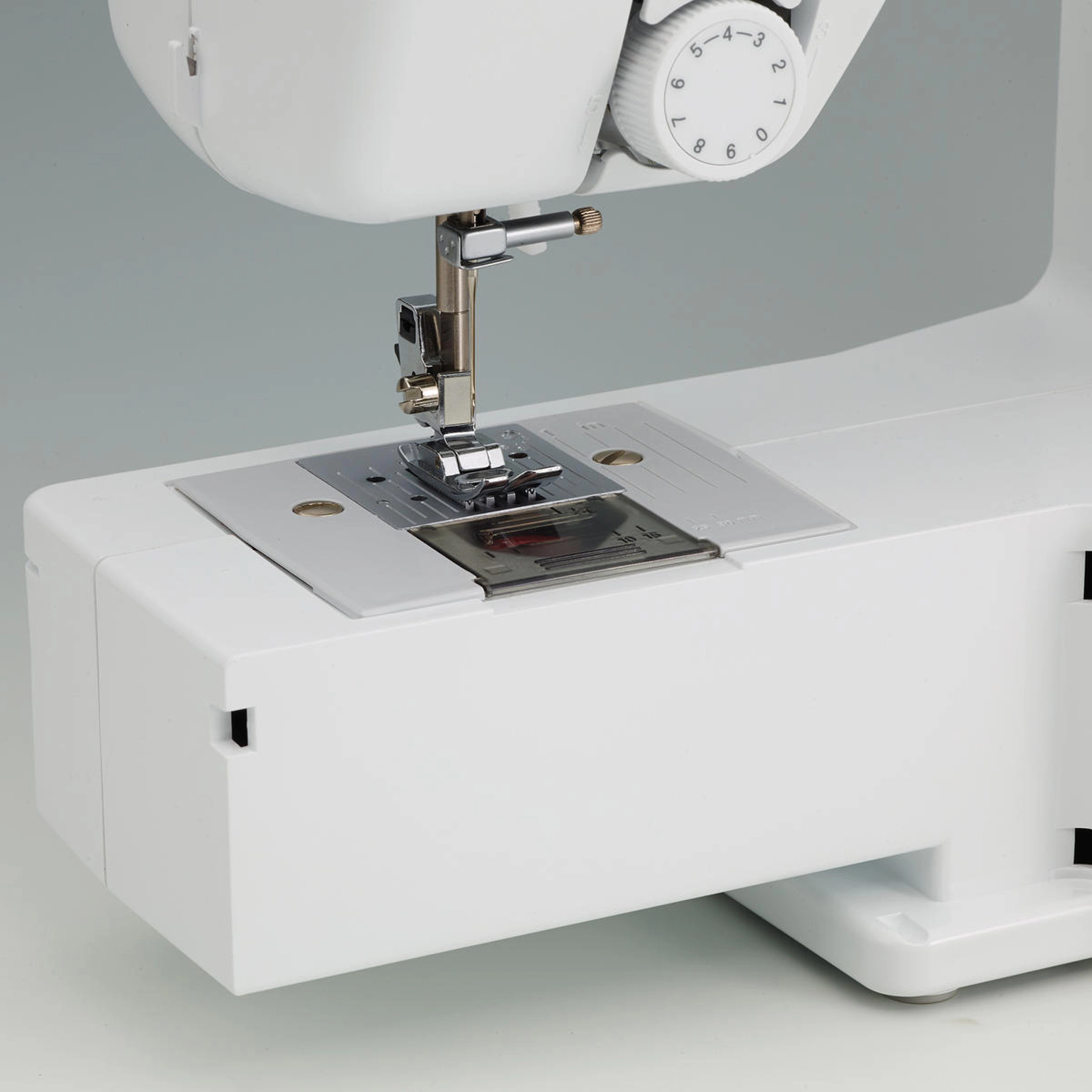 Brother 17 Stitch Sewing Machine