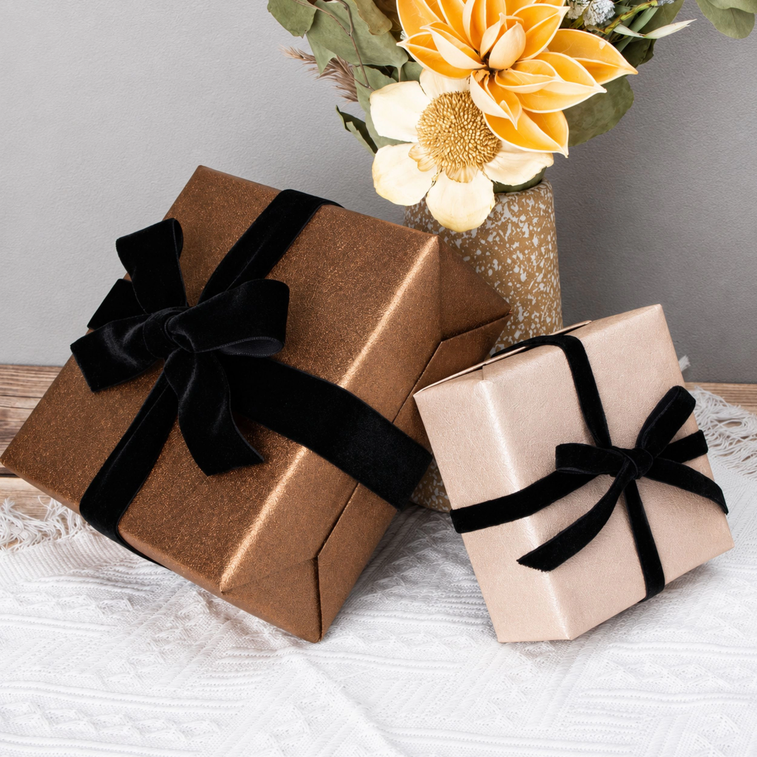 Stock Preferred Polyester Velvet Ribbon 10 Yard Spool for Gift Wrapping Crafts and Floral Bouquets 1 Inch