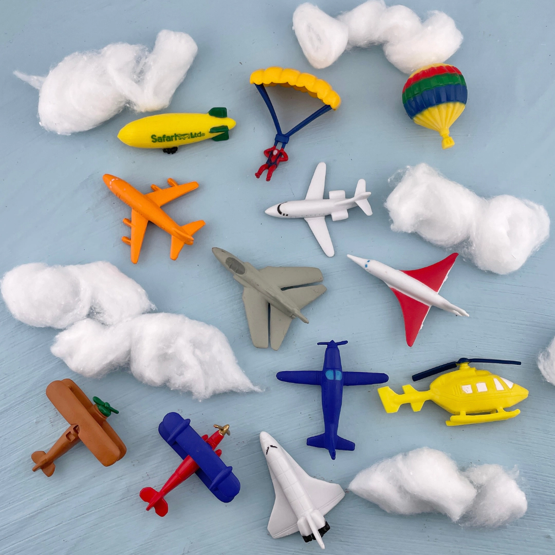 Safari Ltd. - In the Sky Aircraft  TOOB - contains 12 Mini Figurines