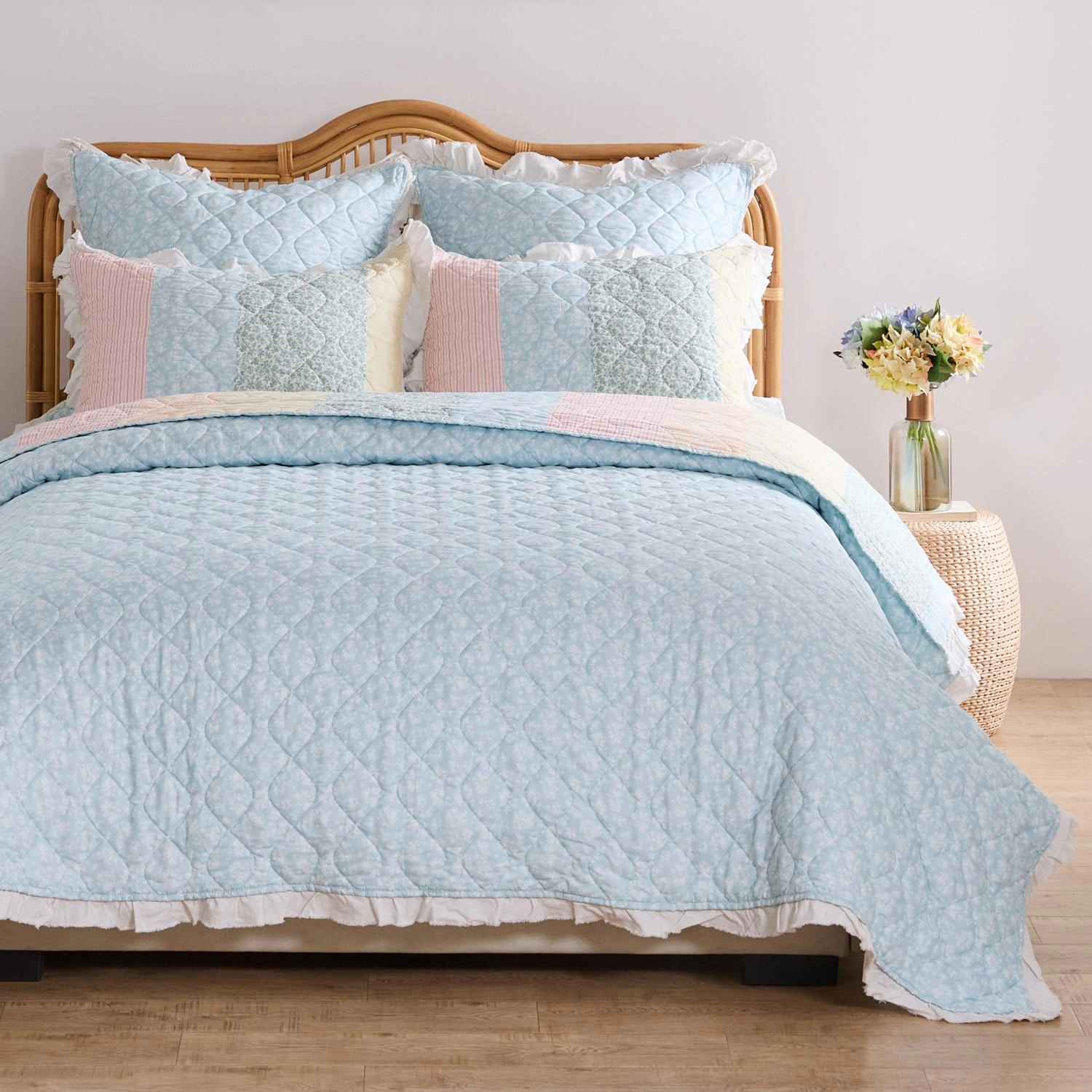 Greenland Home Fashions Tessie Luxurious Modern Design Quilt Bedding Set 3 Piece