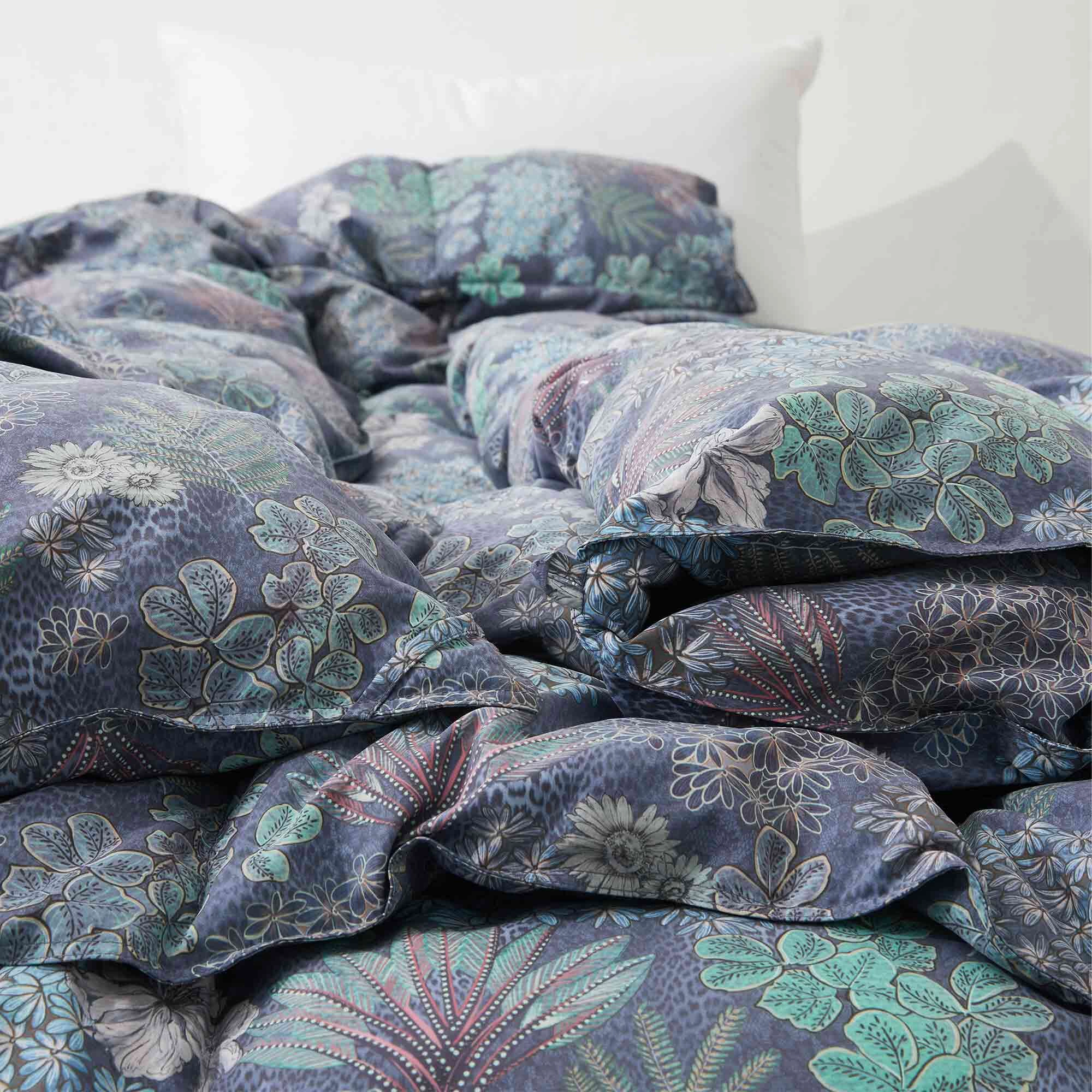 PEACENEST Soft Printed Feather Fiber Comforter All Season Cozy Duvet Insert