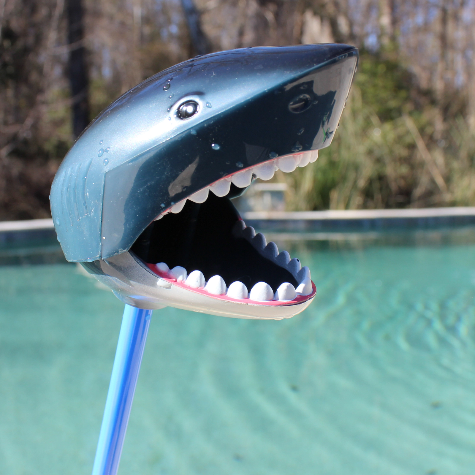Safari Ltd. - Great White Shark Snapper - Hand-Operated 18" Grabber Toy for Kids