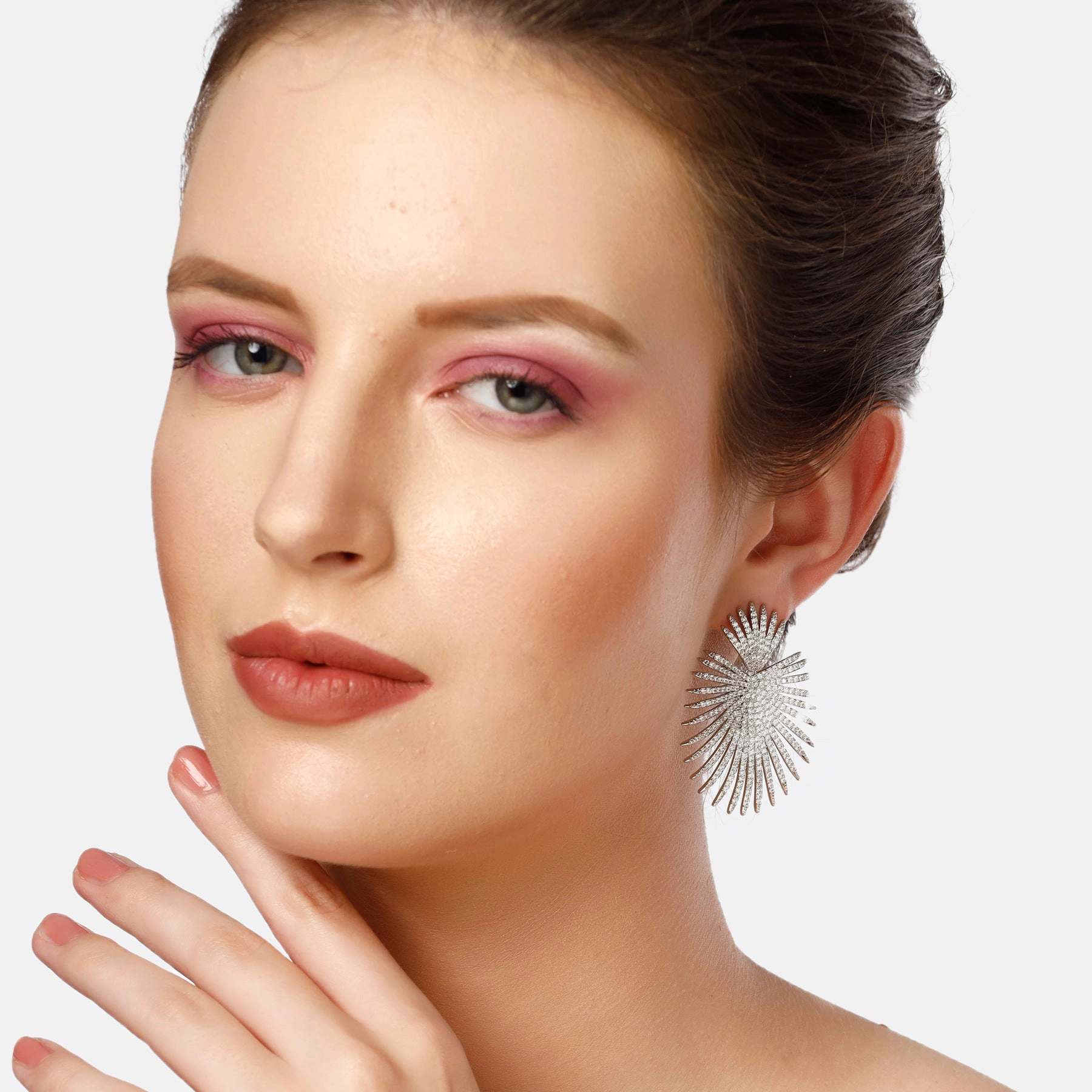 AGP PARIS Womens Diva Sparkling Drop Earrings