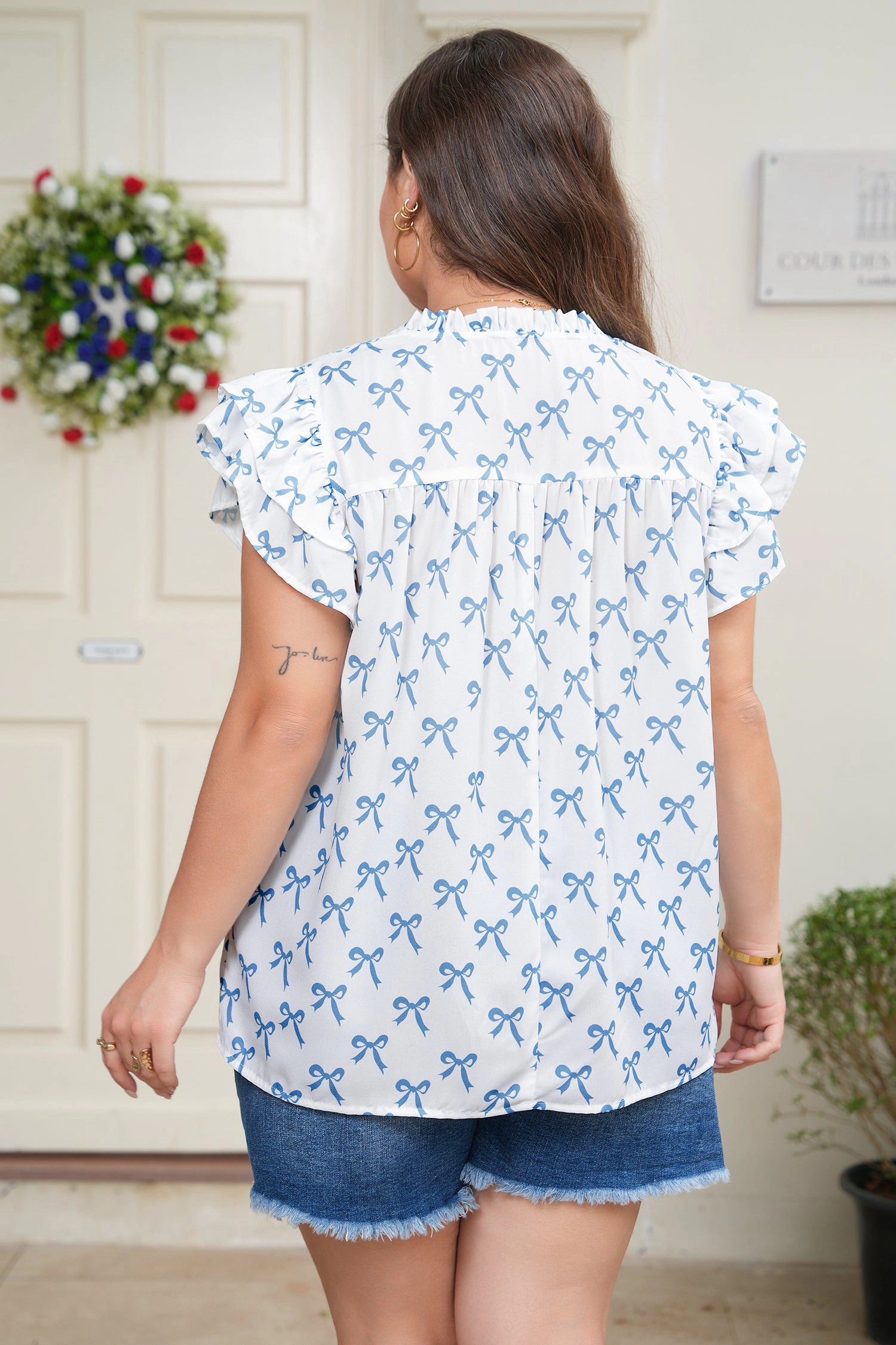 19092 Melody Plus Short Sleeve Bow Print Top