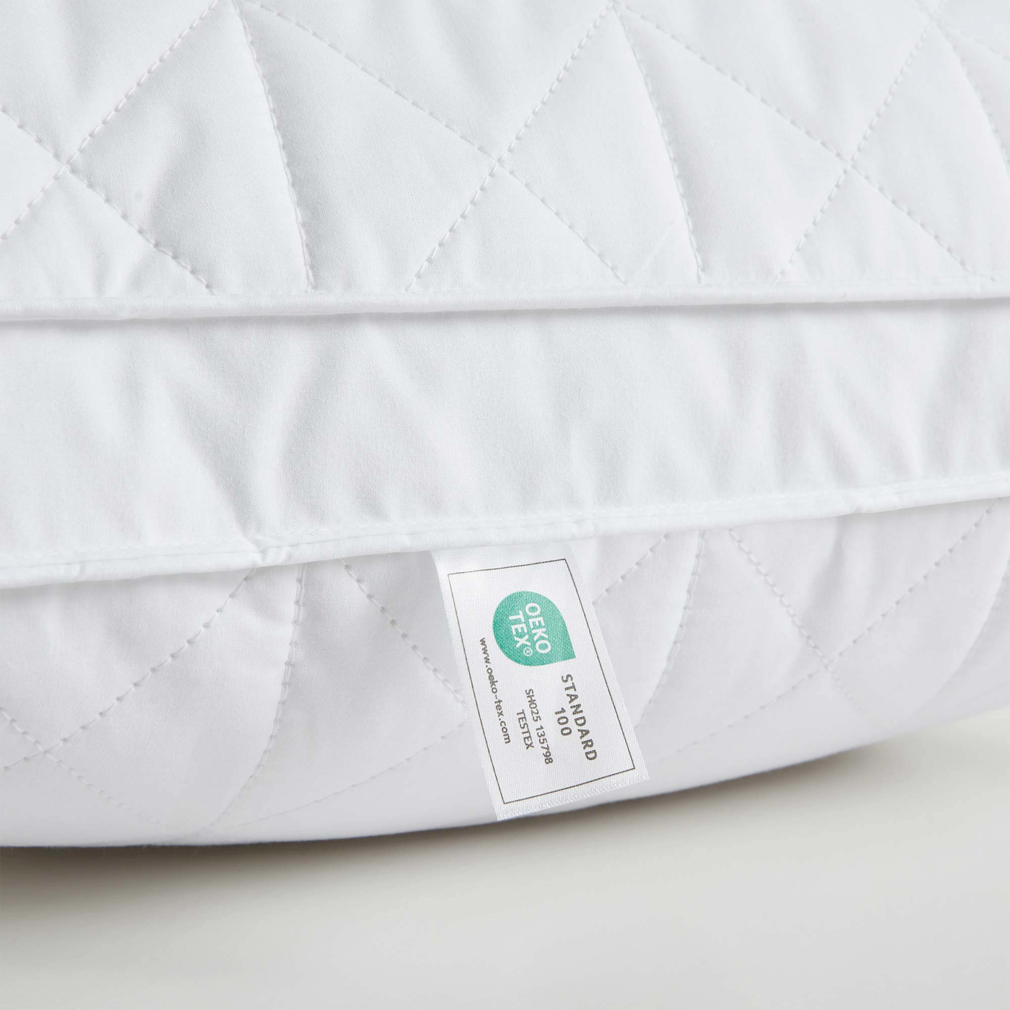 PEACENEST Cotton Wave Quilted High Loft Goose Feather Pillow Set
