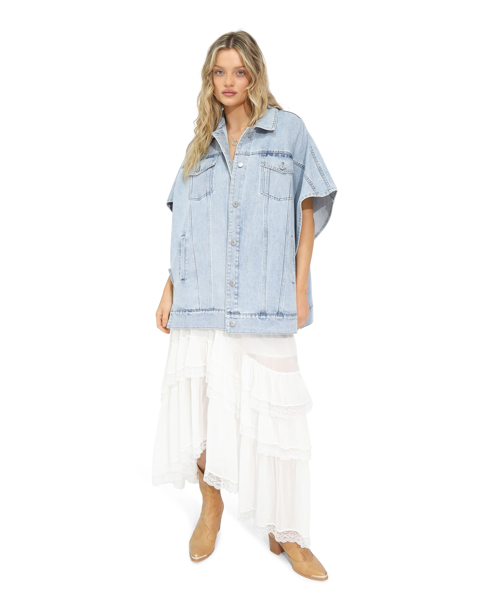 Belle & Bloom Womens California Soul Oversized Denim Vest
