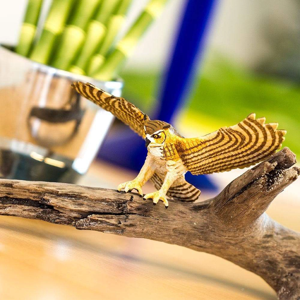 Safari Ltd. - Great Horned Owl Kids Toy Figure