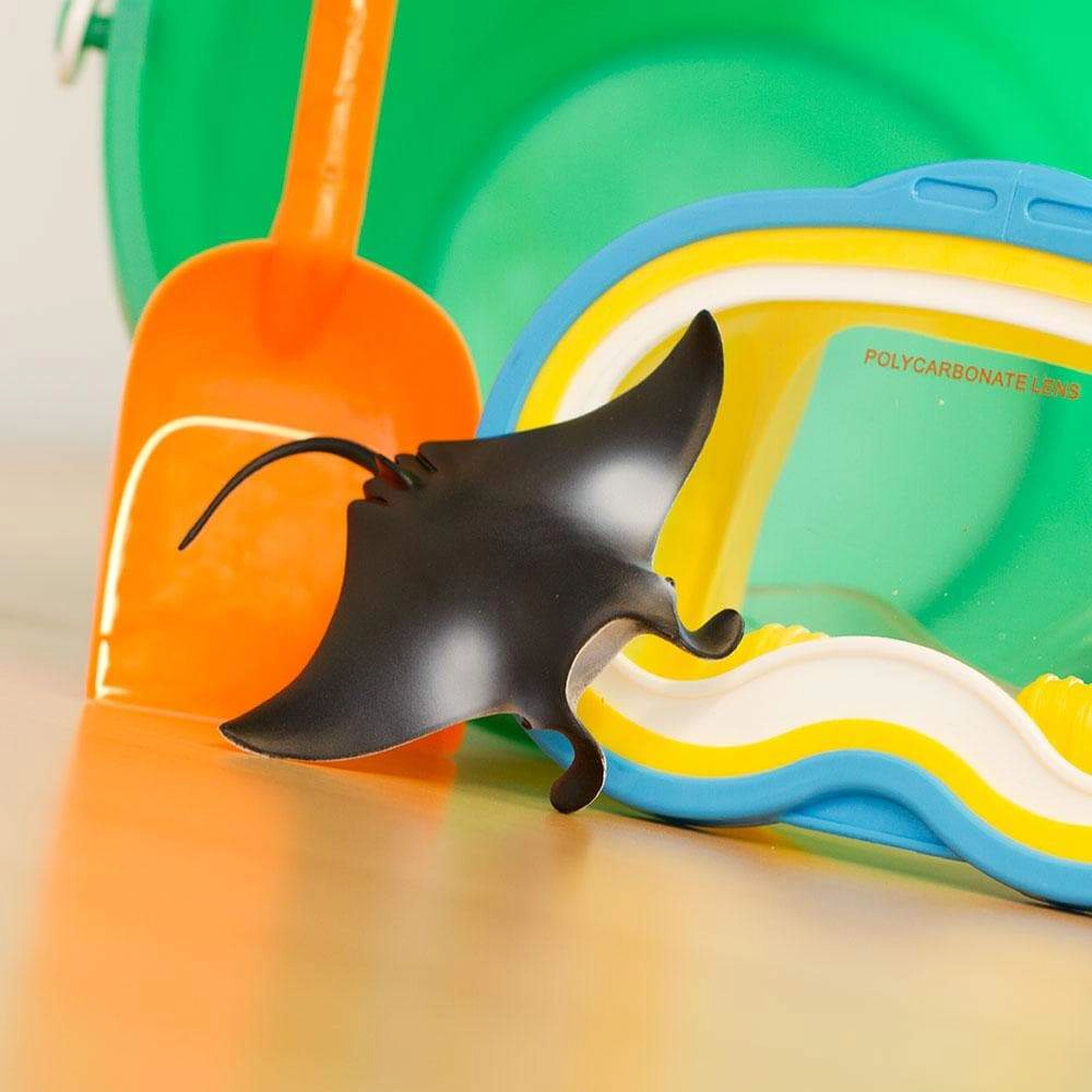 Safari Ltd. - Manta Ray Kids Toy Figure