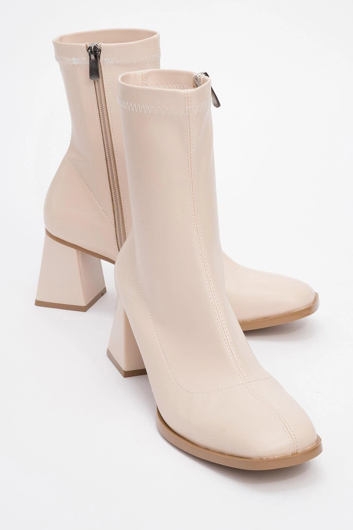 Prologue Shoes Womens Plesa Chunky Heel Boot