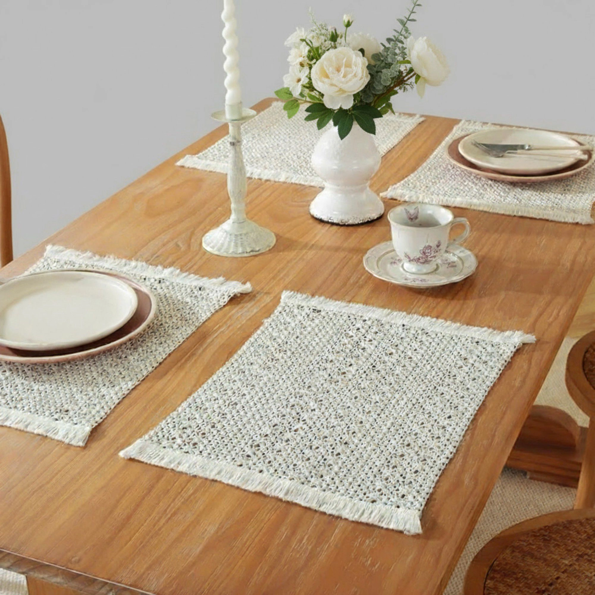 Alilang Unisex Set of 2 Woven Cotton Placemats with Fringe Edges for Dining Table 13.7x17.7