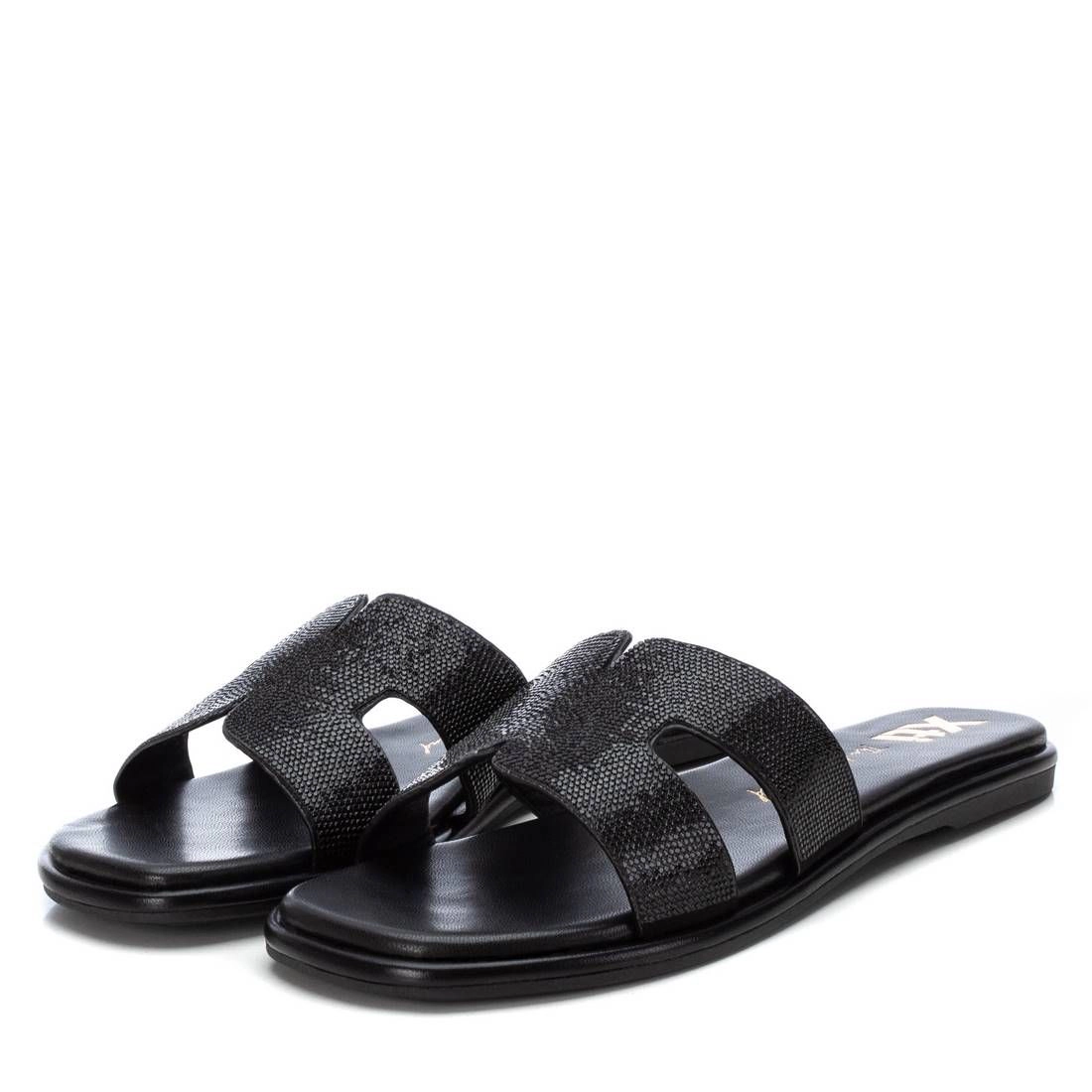 XTI Women's Flat Slip-On Sandals