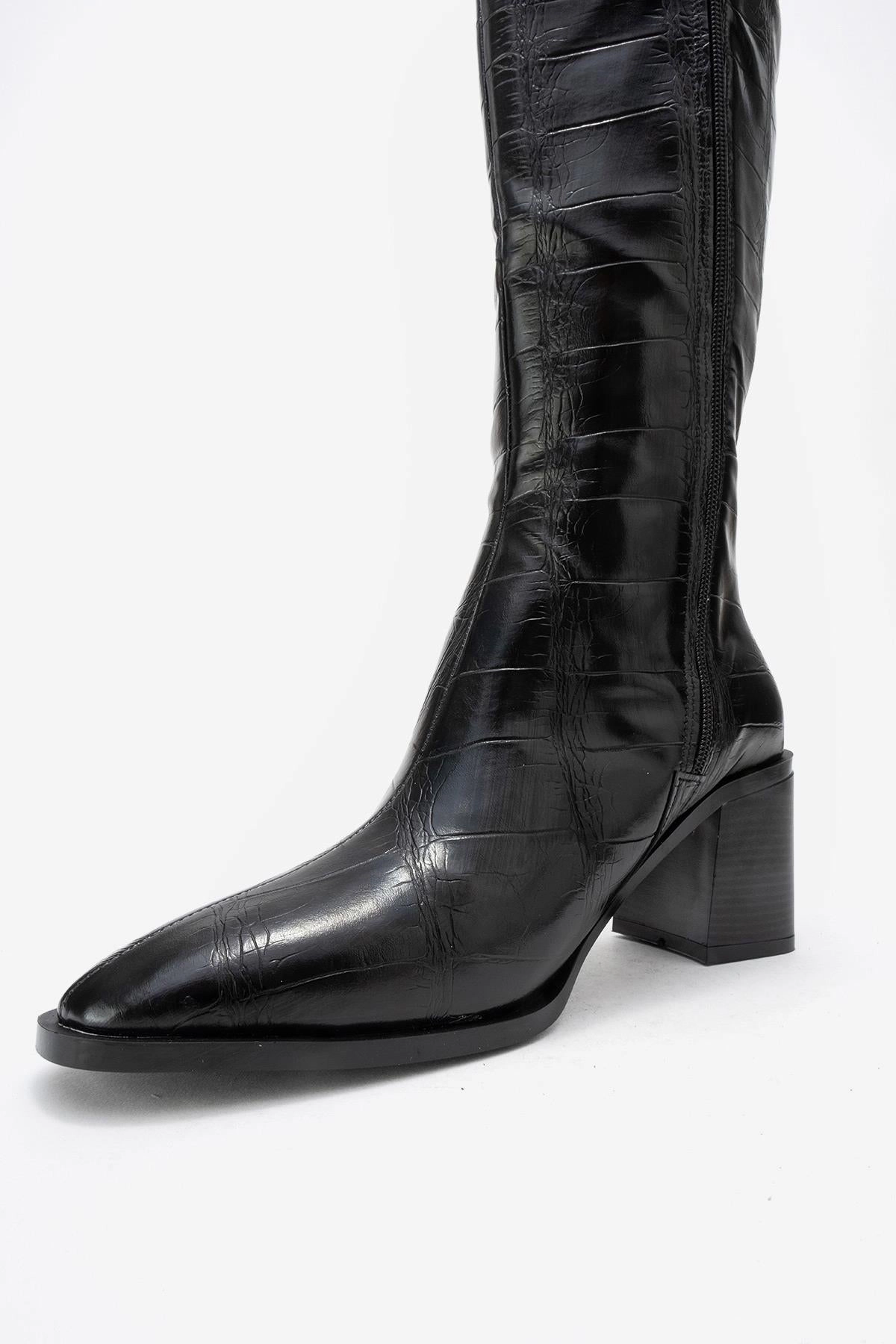 Prologue Shoes Womens Venia Block Heel Boot