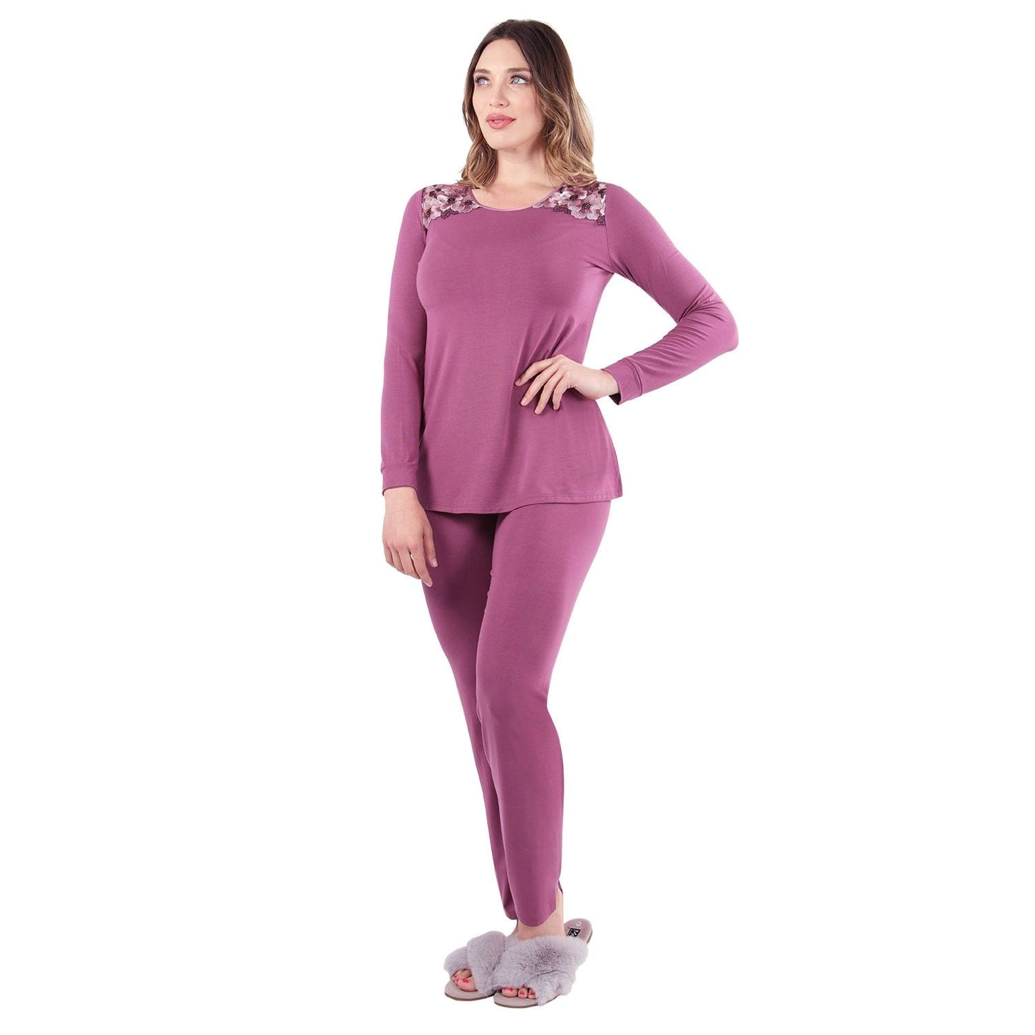 Women's Enchanted Romance Floral Embroidered Pajama Set