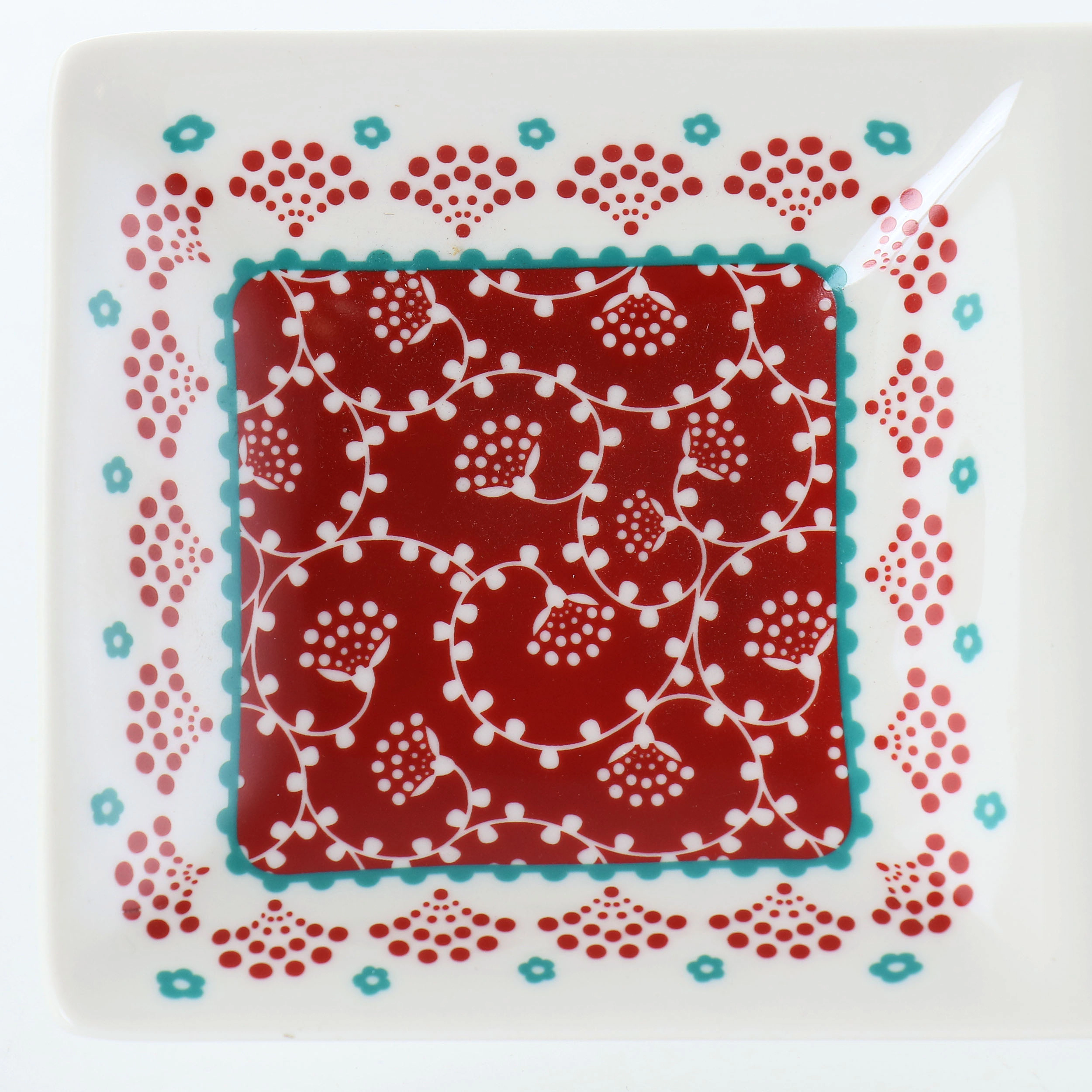 Gibson Home Village Vines 13.5 Inch Ceramic Rectangular 3 Section Tray in Red