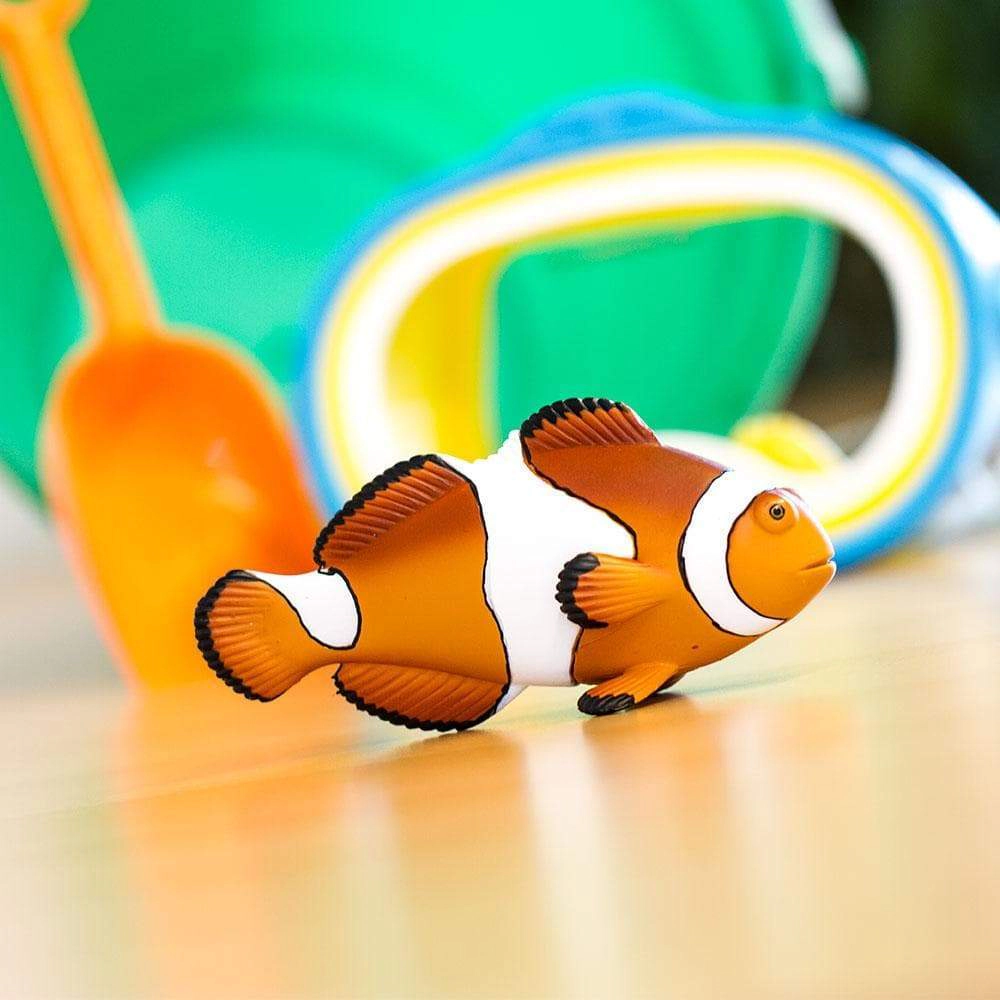 Safari Ltd. - Clownfish Kids Toy Figure