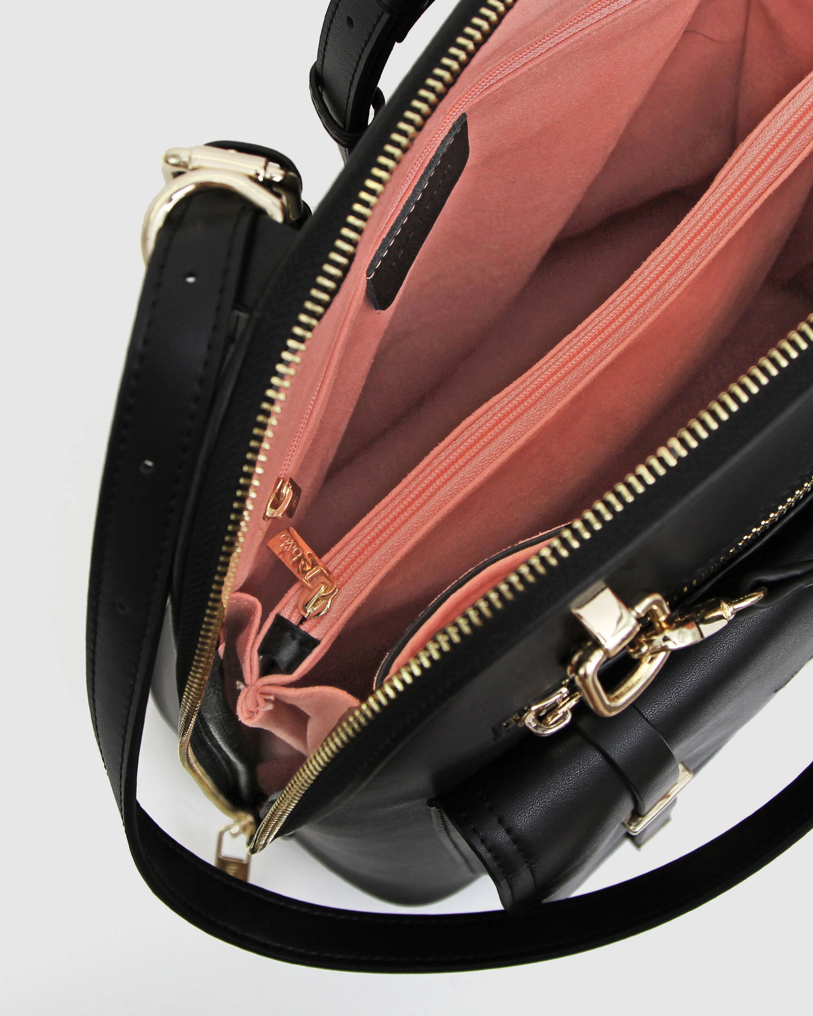 Belle & Bloom Womens 5th Ave Leather Backpack