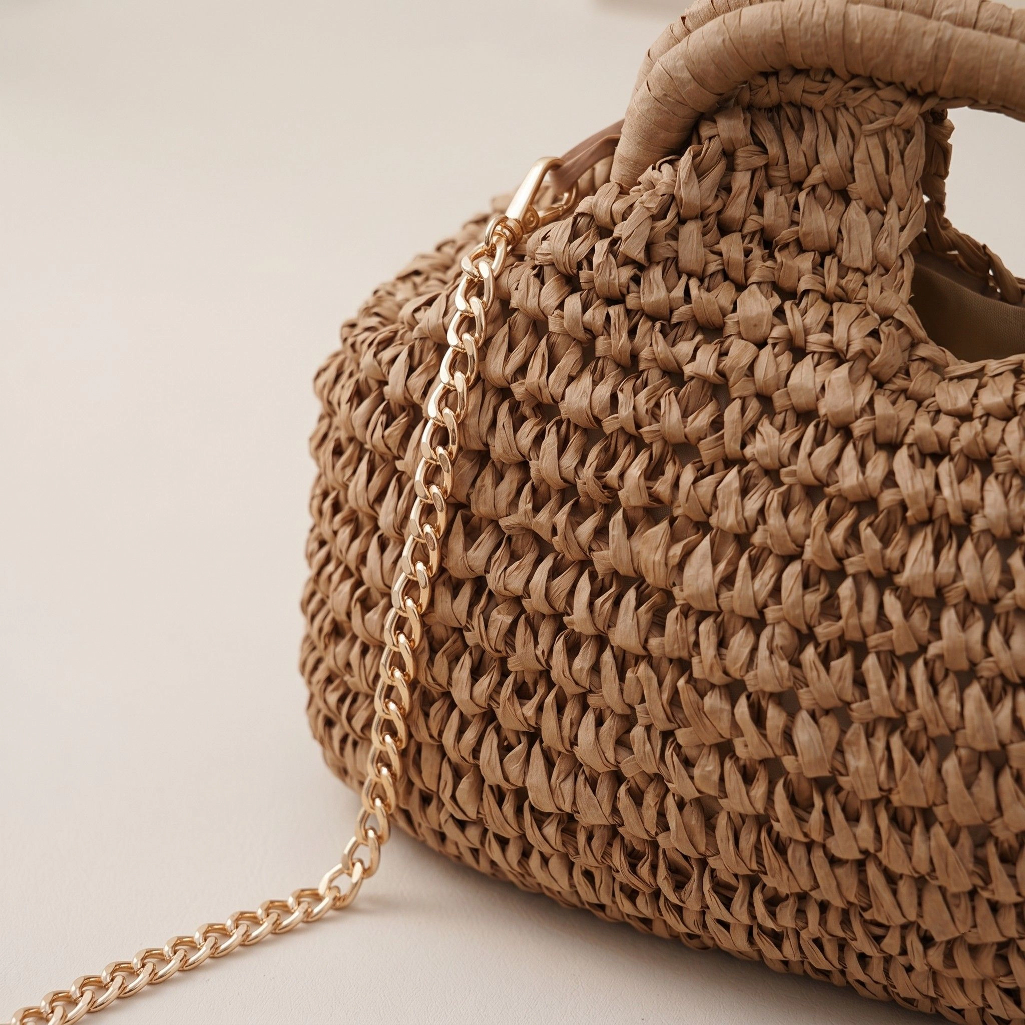 Alilang Women's Small Woven Straw Handbag Chain Crossbody Bag with Top Handle and Flap Closure, Beige