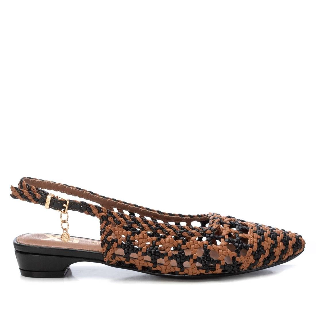 XTI Women's Flats