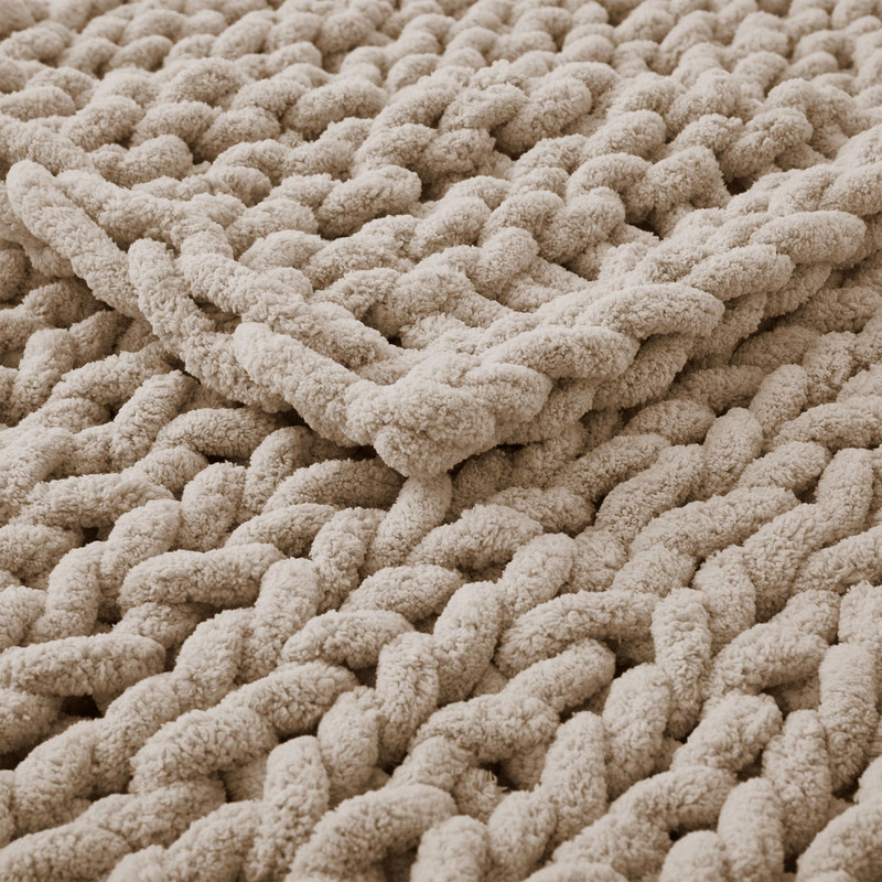 Unikome Ultra-Soft Knit Throw Blanket – 50" x 60"