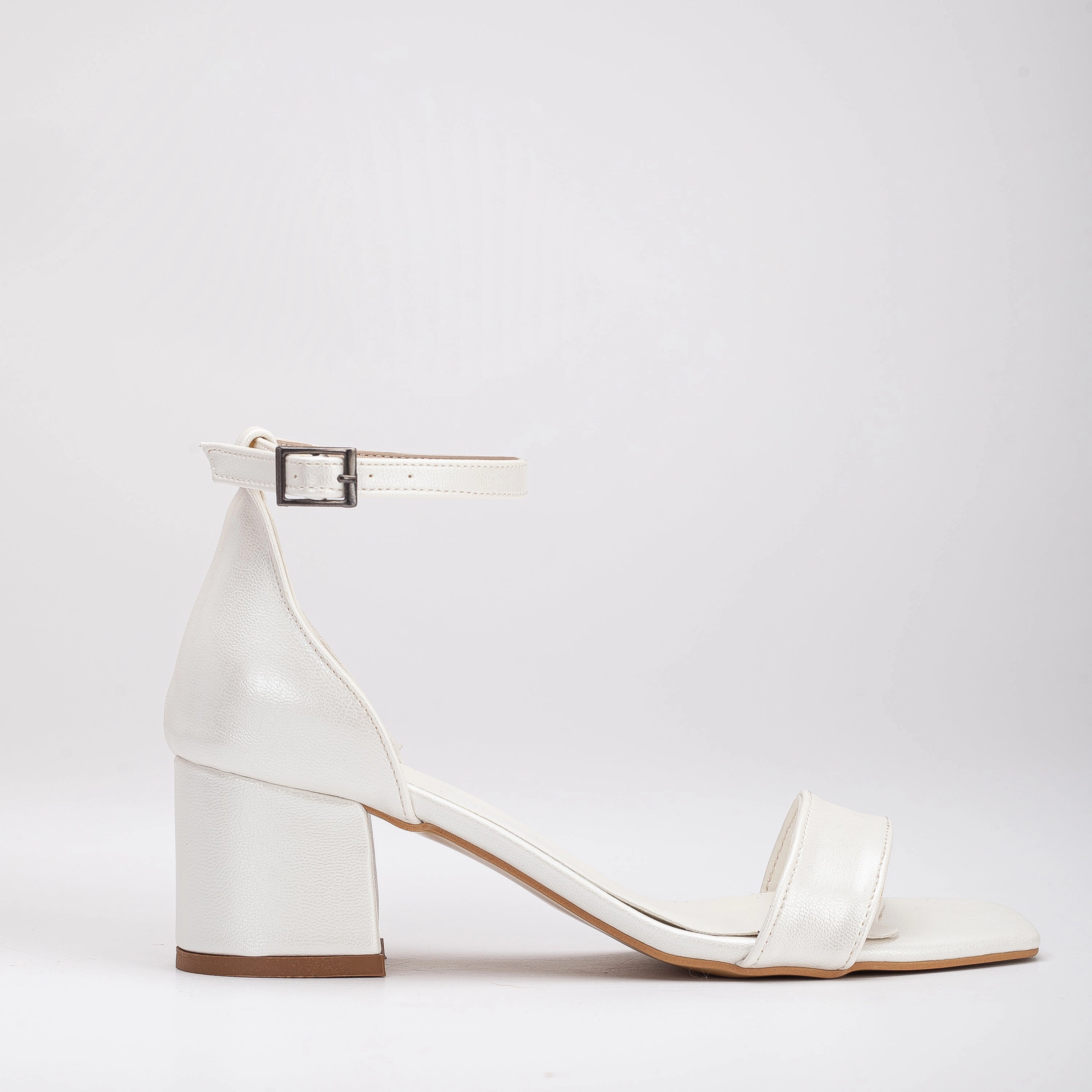 Forever & Always Womens Rochelle Ivory Bridal Sandals with Ribbon