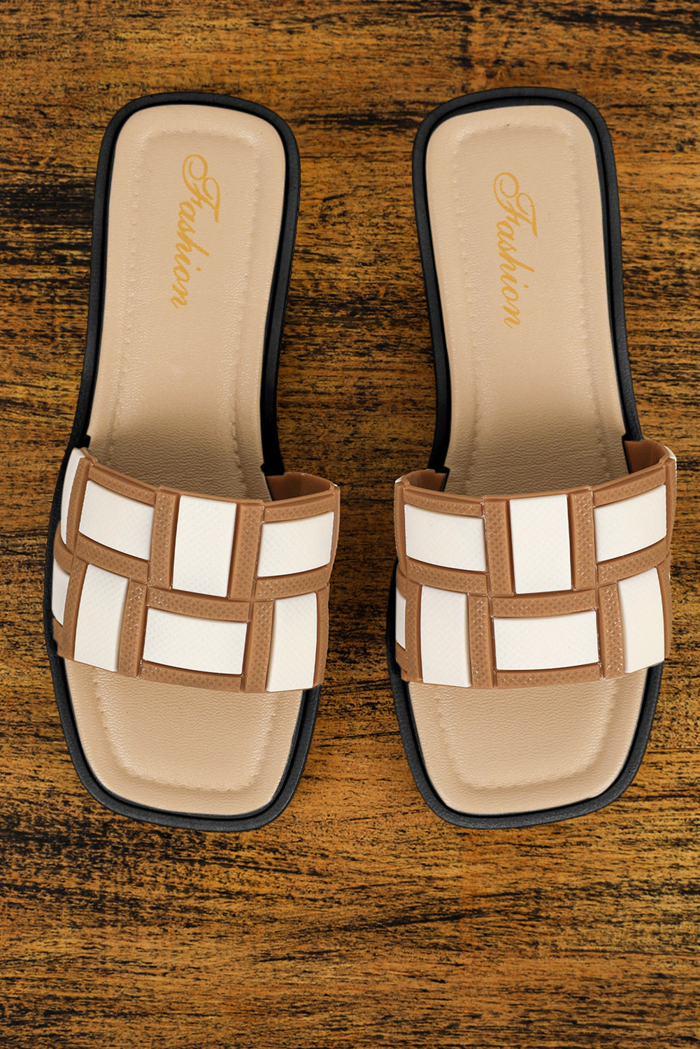 Threaded Pear Women's Two Tone Square Toe Slippers