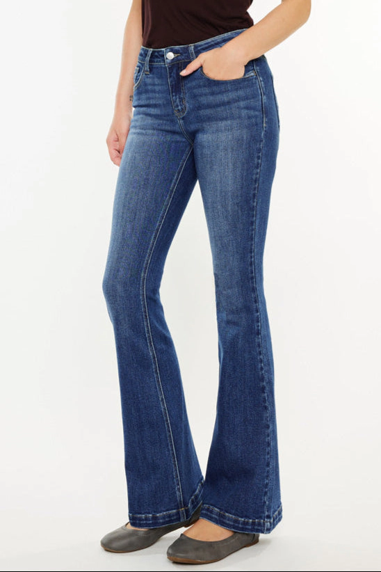 KanCan Women's Petite Essentials Mid Rise Flare Jeans Annie