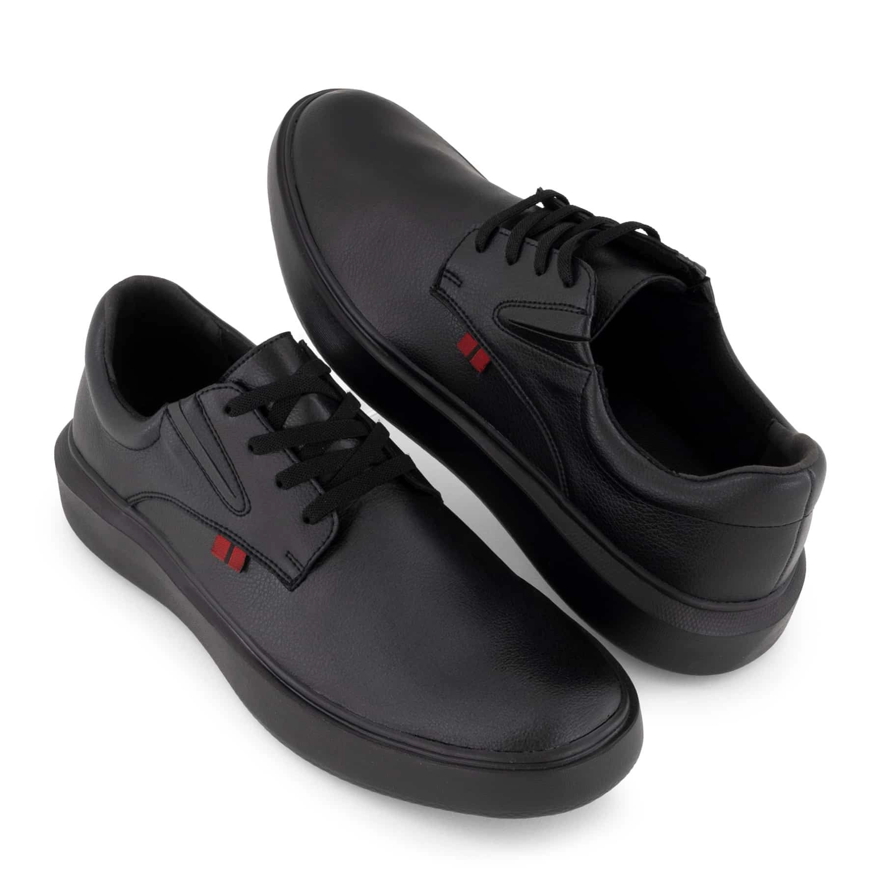 Andrea Men, Mens Flats