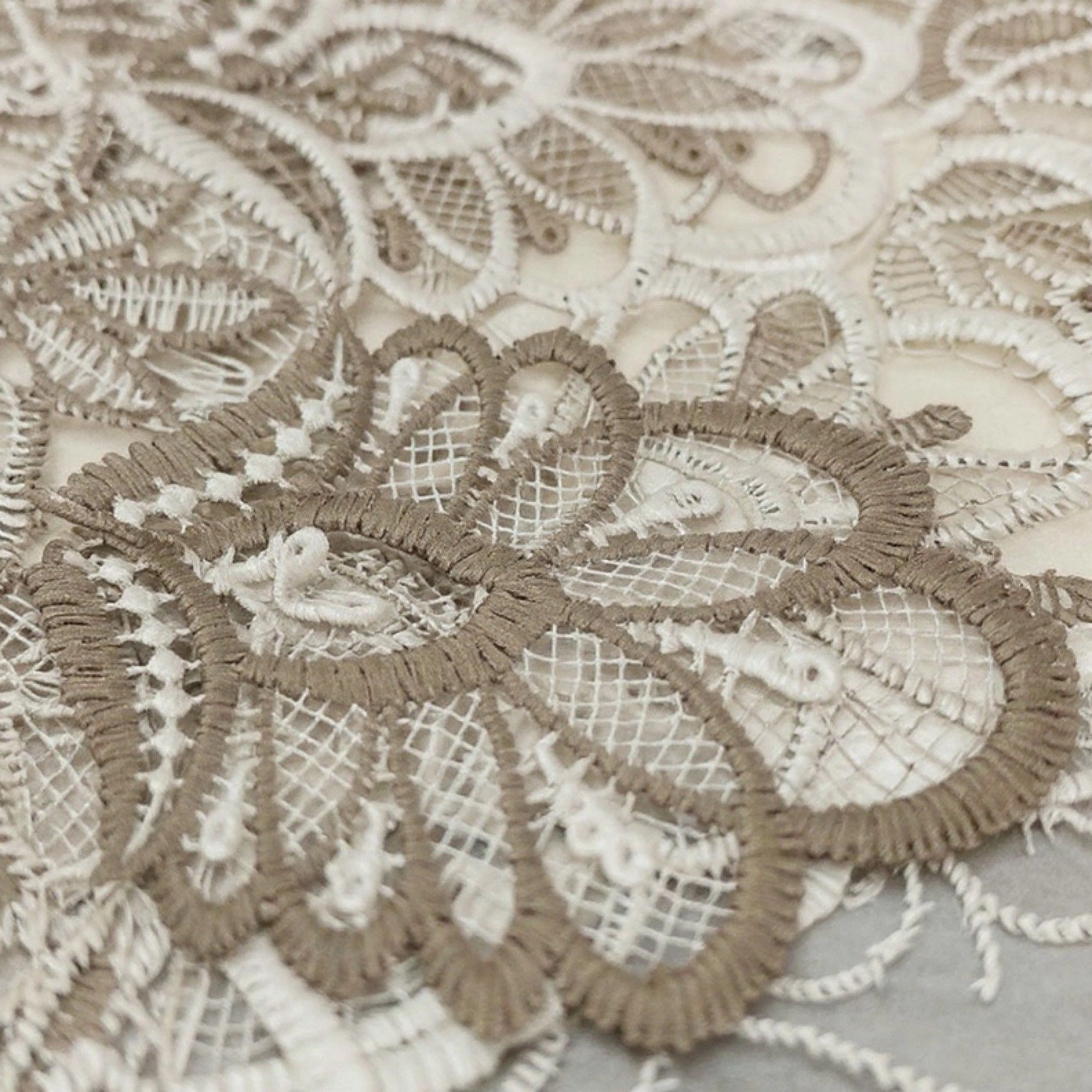 Alilang Unisex Embroidered Lace Table Runner with Floral Detailing and Scalloped Edges 33.5x33.5 in