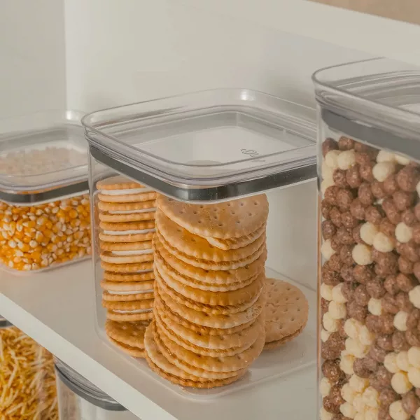 OU Airtight Food Storage Container 9.7 Cup BPA Free Clear Plastic Container w/ Leak Proof Lid Stackable Pantry Organizer