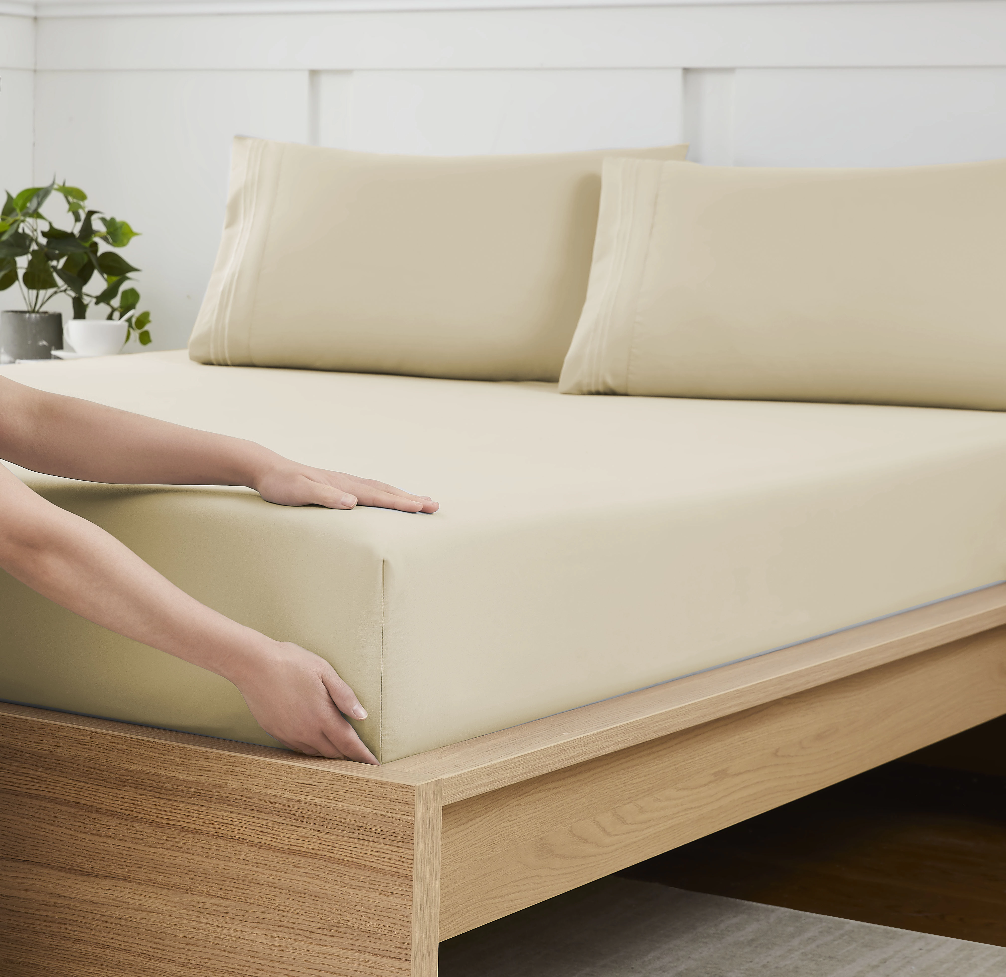 Sweet Home Collection Brushed Microfiber Fitted Sheet with Built Straps