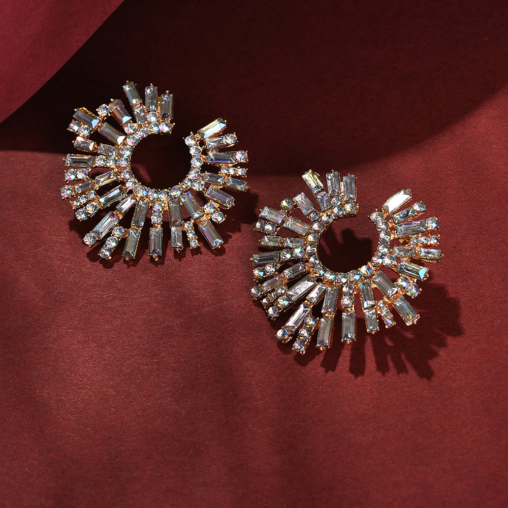 SOHI Women's Snowflake Drop Earrings