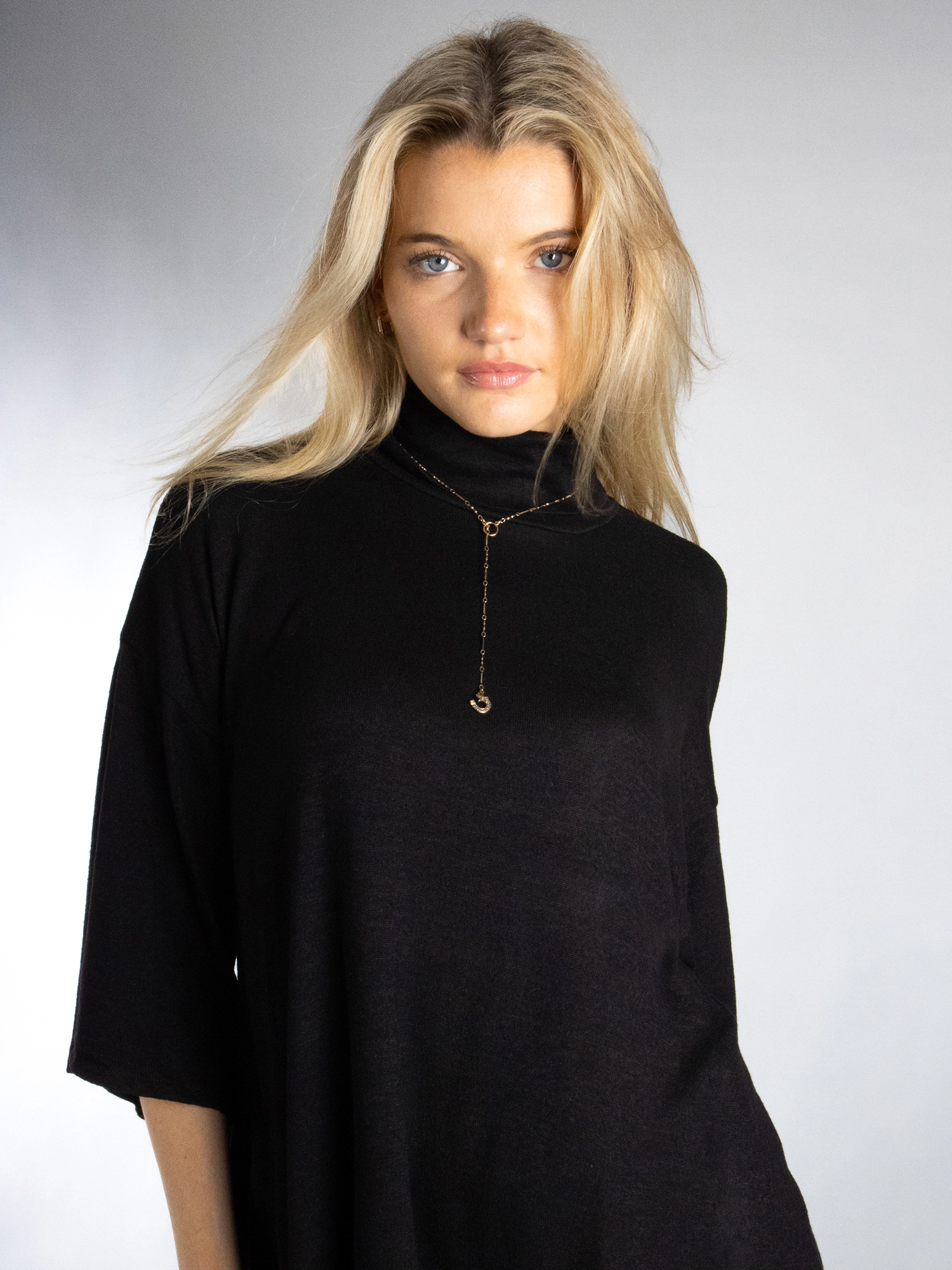 JESS by Meiko Women's Turtleneck Drop Sleeve Sweater Top