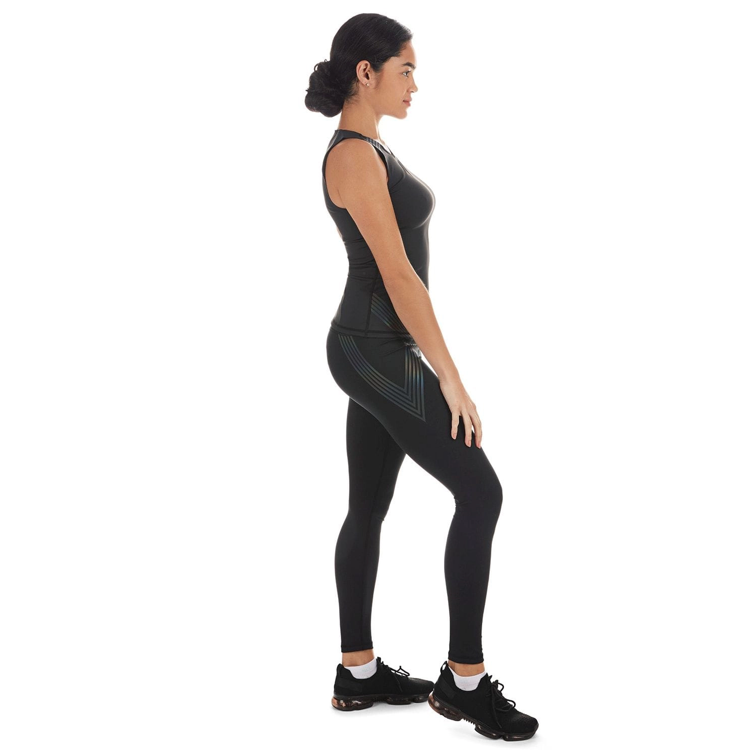 Memoi Reflective Rainbow Smoothing Stretch Athletic Tank Top