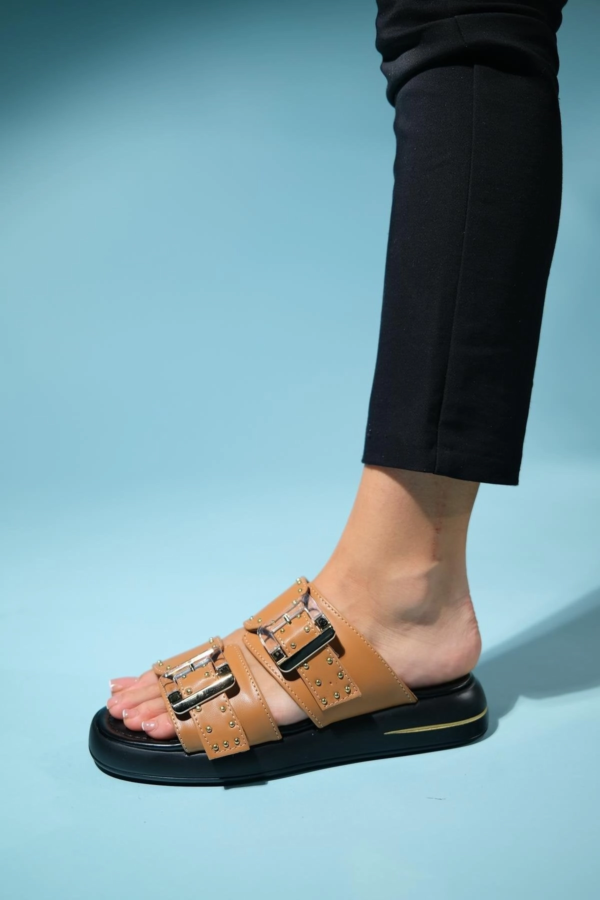Prologue Shoes Womens Zley Buckle Sandal