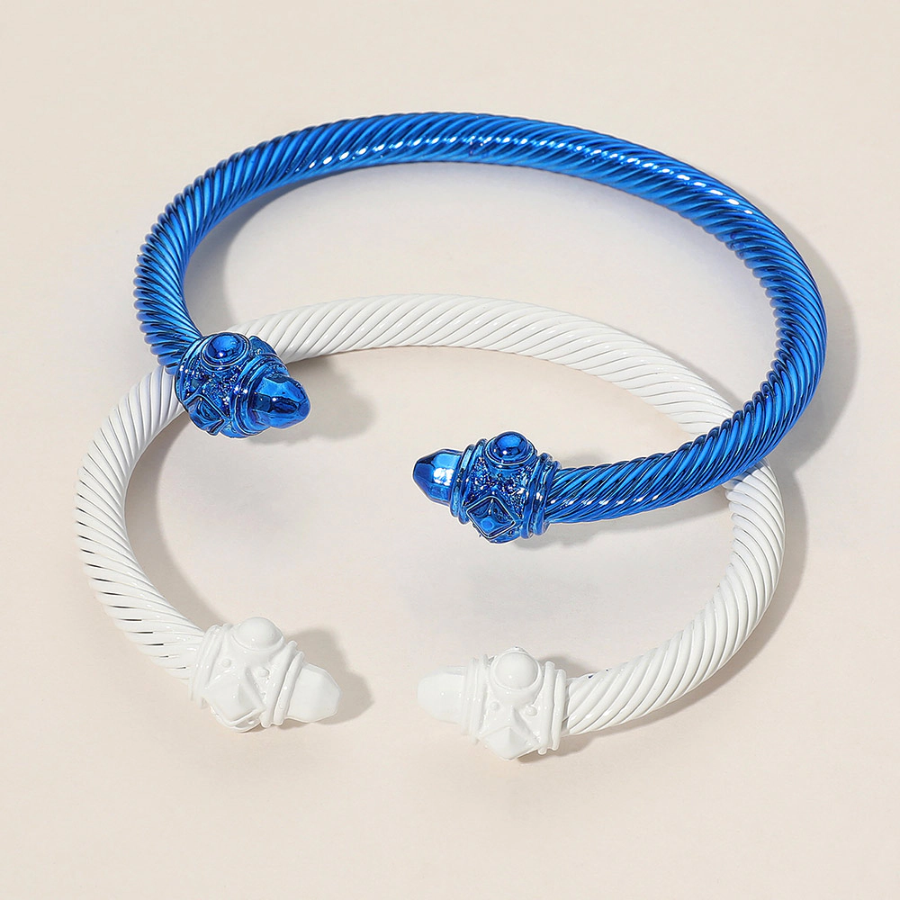FASHNZFAB 2PCS - Metal Twisted Cuff Bracelets