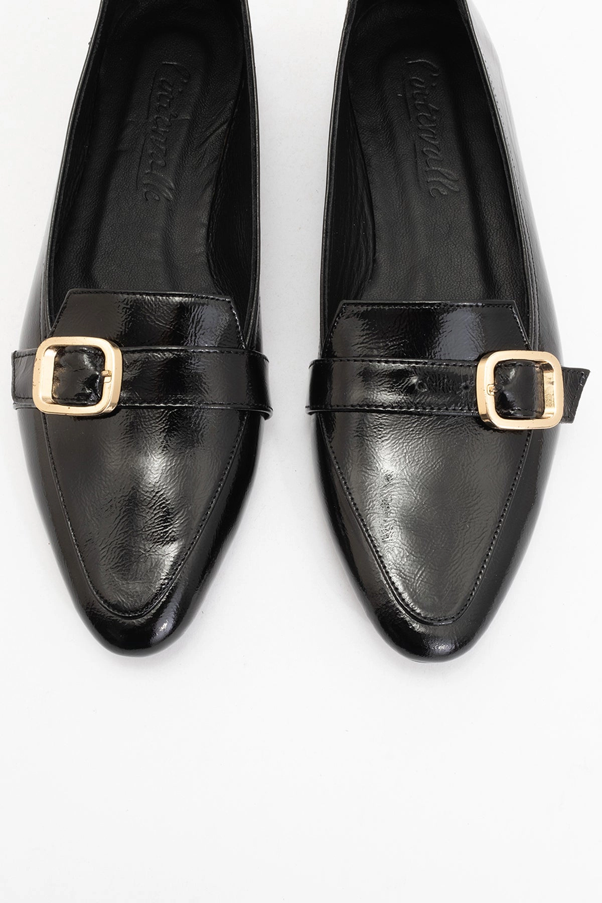 Forever & Always Womens Zarina Pointed Toe Leather Flats