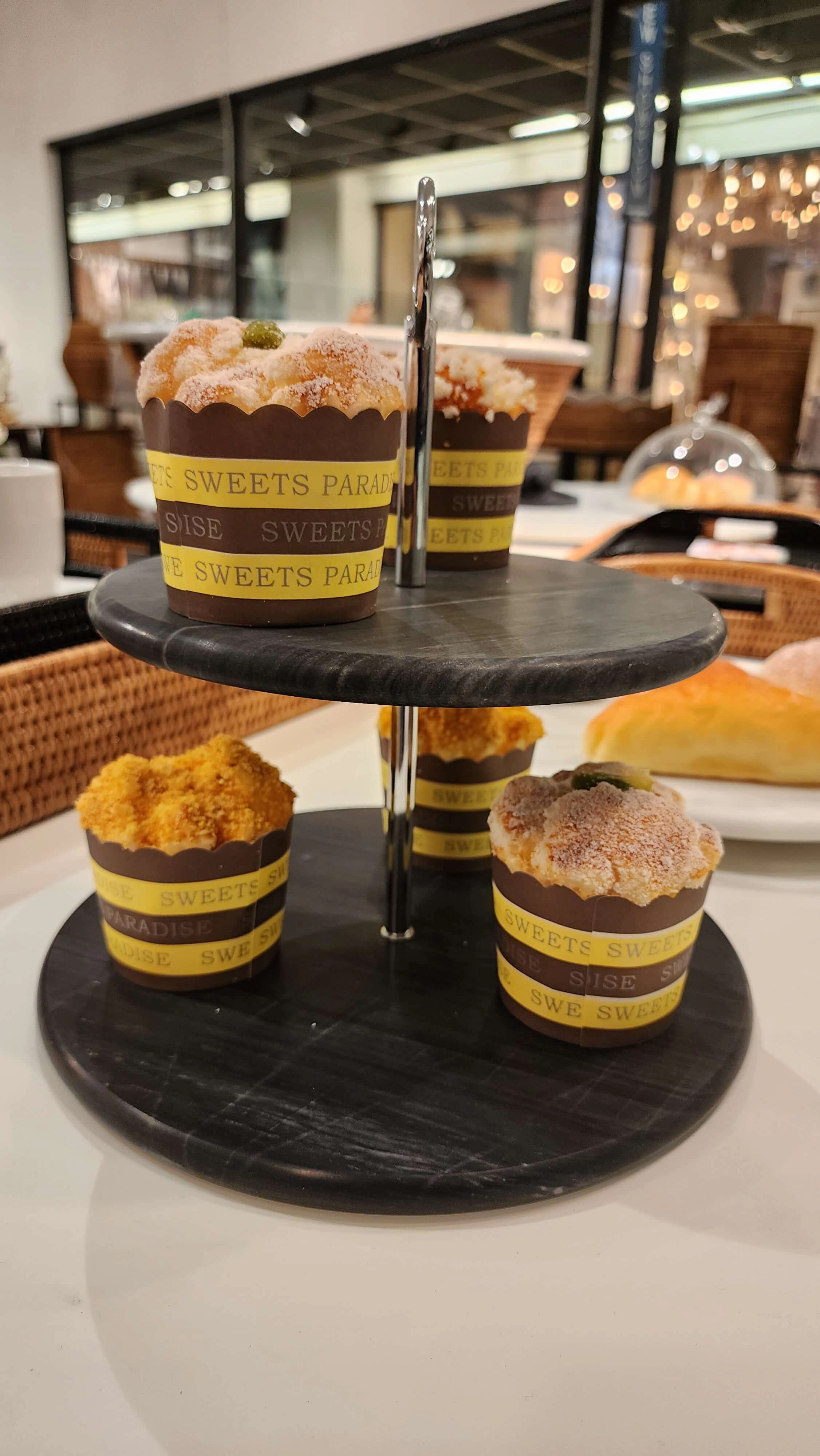 Saboga Home™ 2-Tier Marble Round Dessert Plate